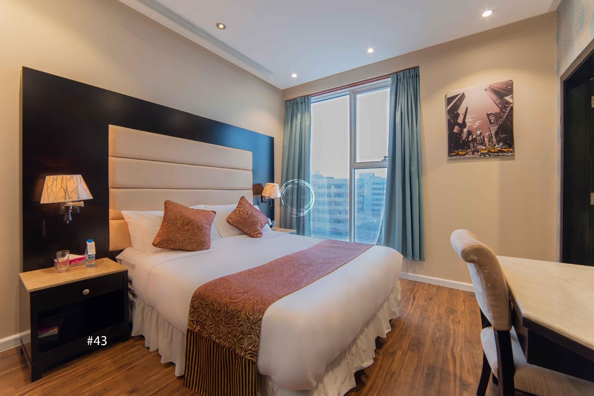 One Bedroom Apartment