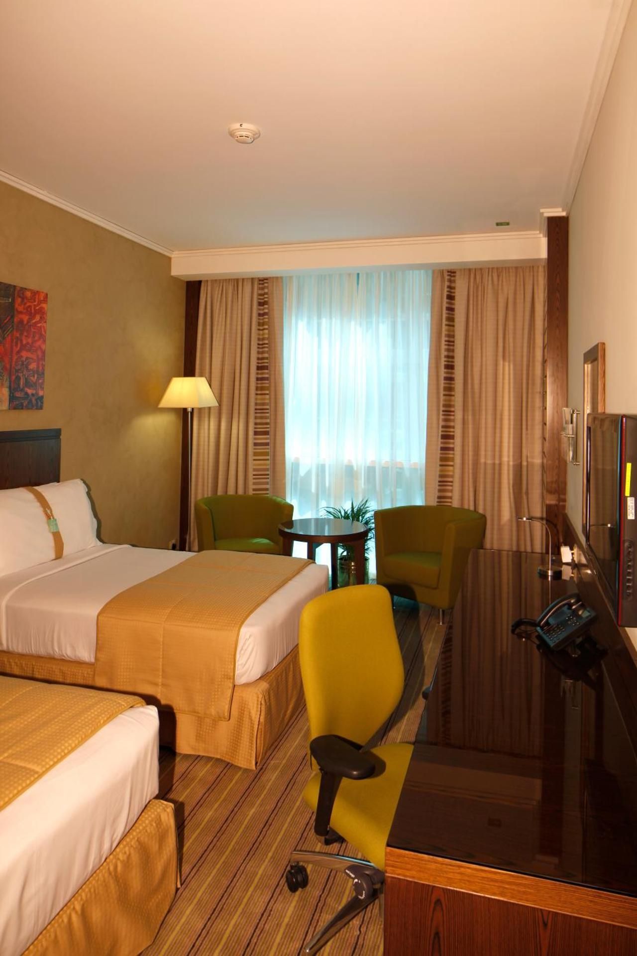 Deluxe Twin Room with City View