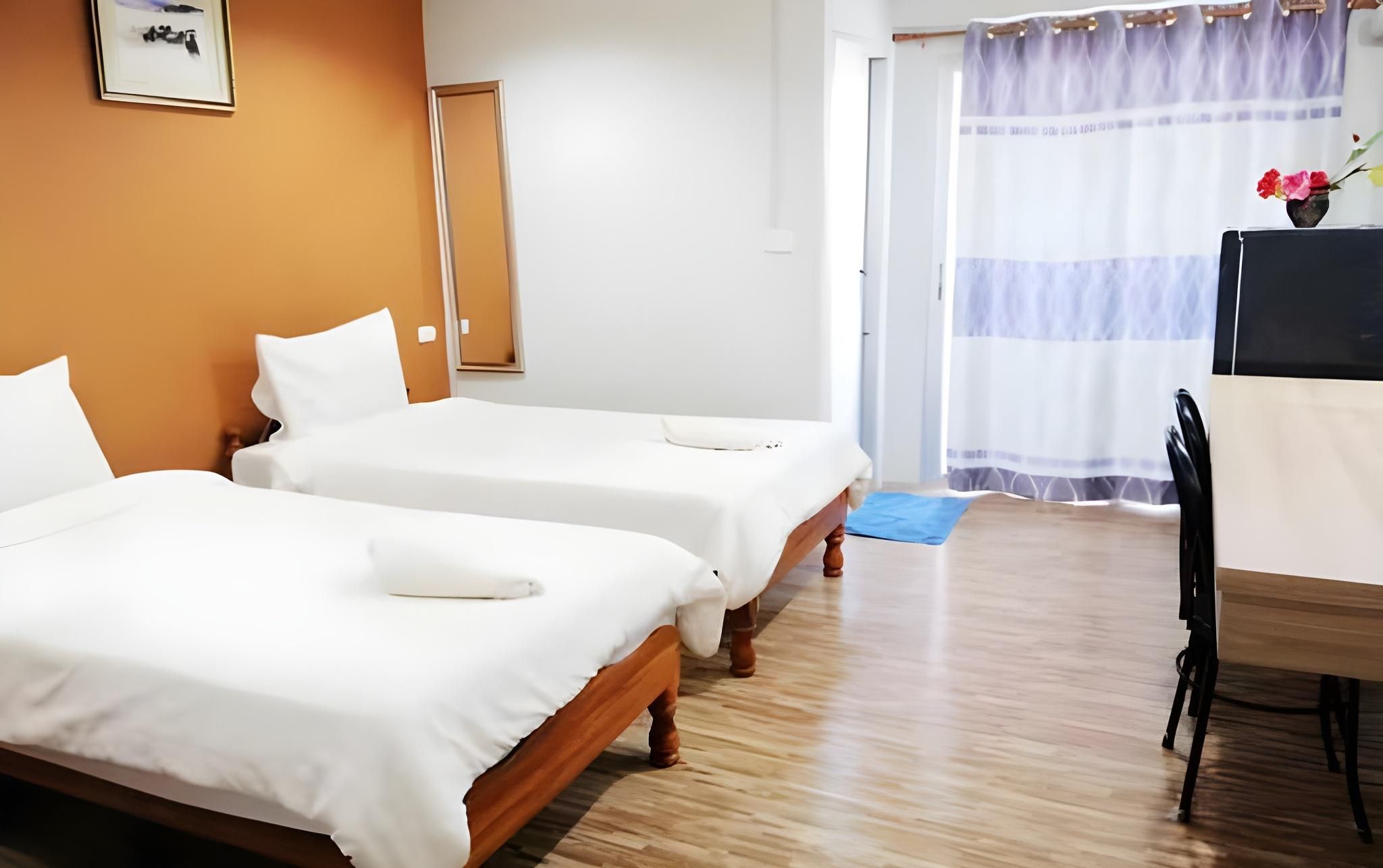 Standard Twin Bed