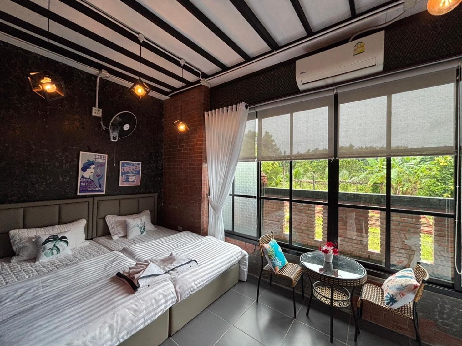 Triple Room with Terrace