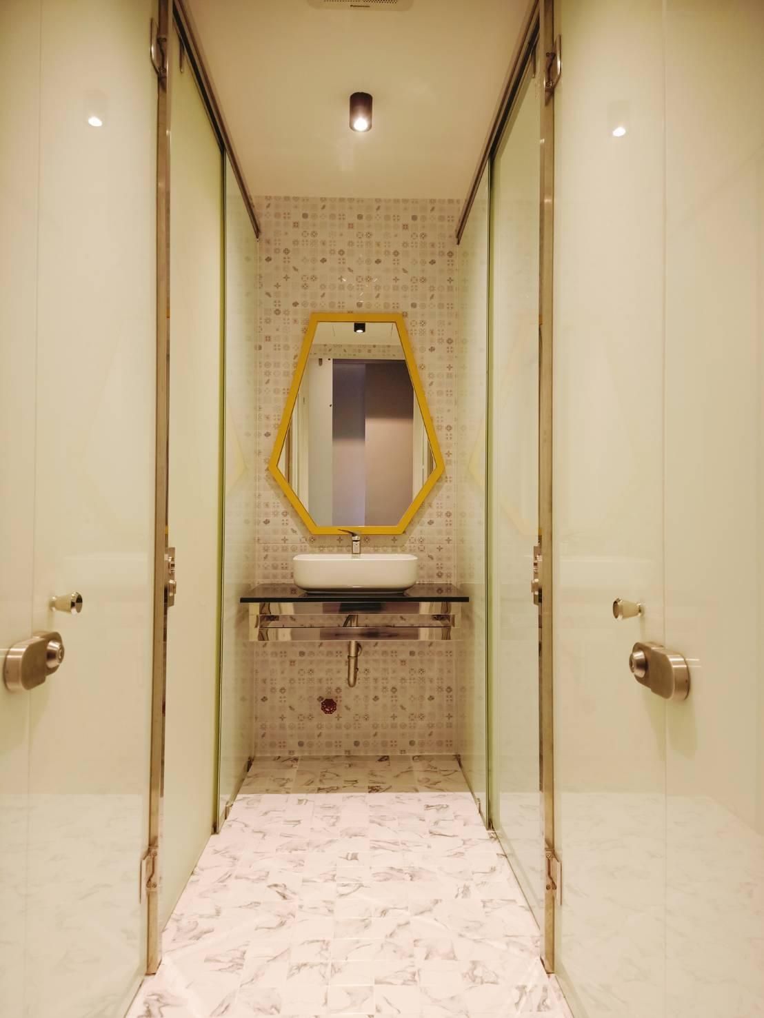 Private Room A - Shared Bathroom