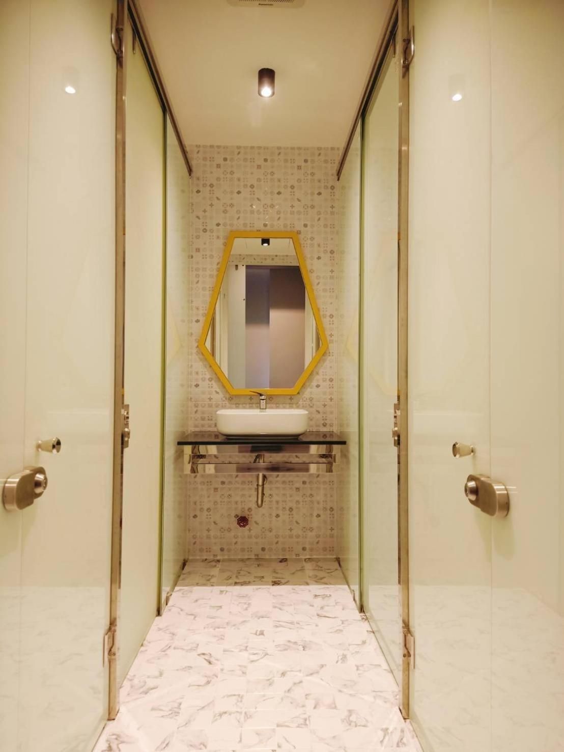 Icon Hotel Hatyai  Bunk Bed in Mixed Dormitory Room 2