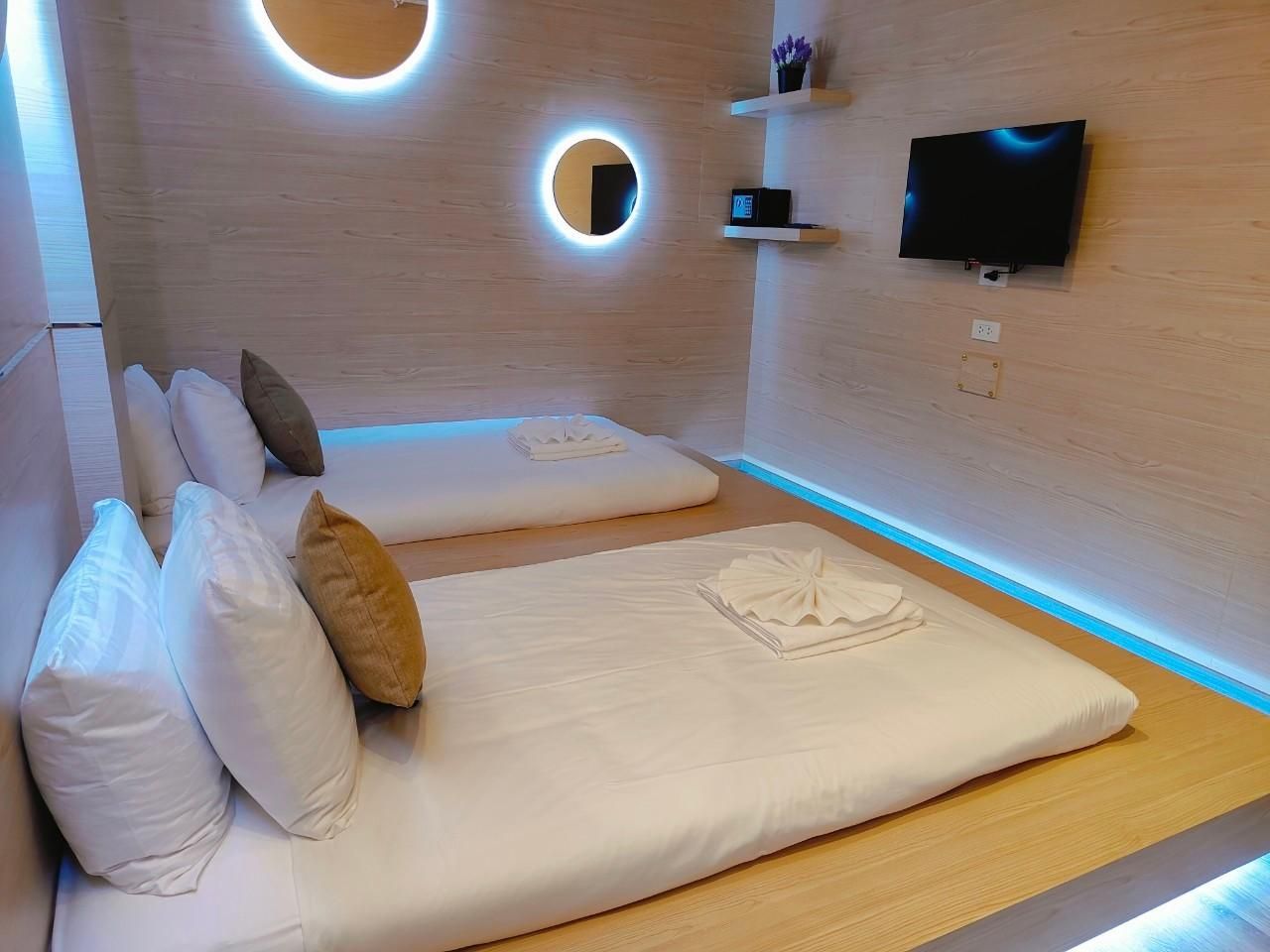 Icon Hotel Hatyai  Japanese Style Twin Room with Shared Bathroom - Non-Smoking 2