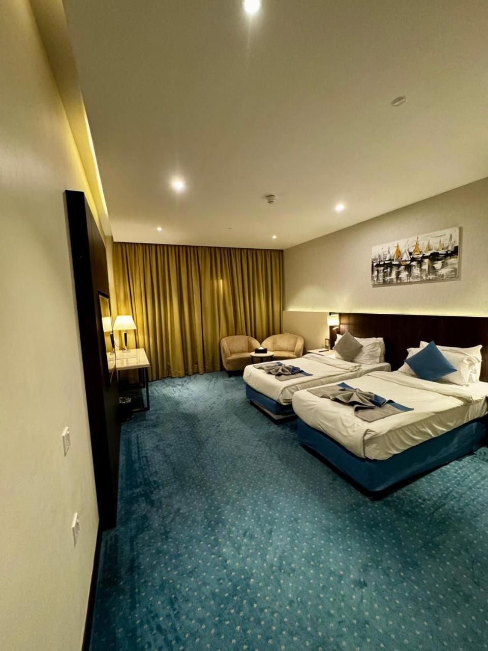 Coupard Hotel Deluxe Double Room 2