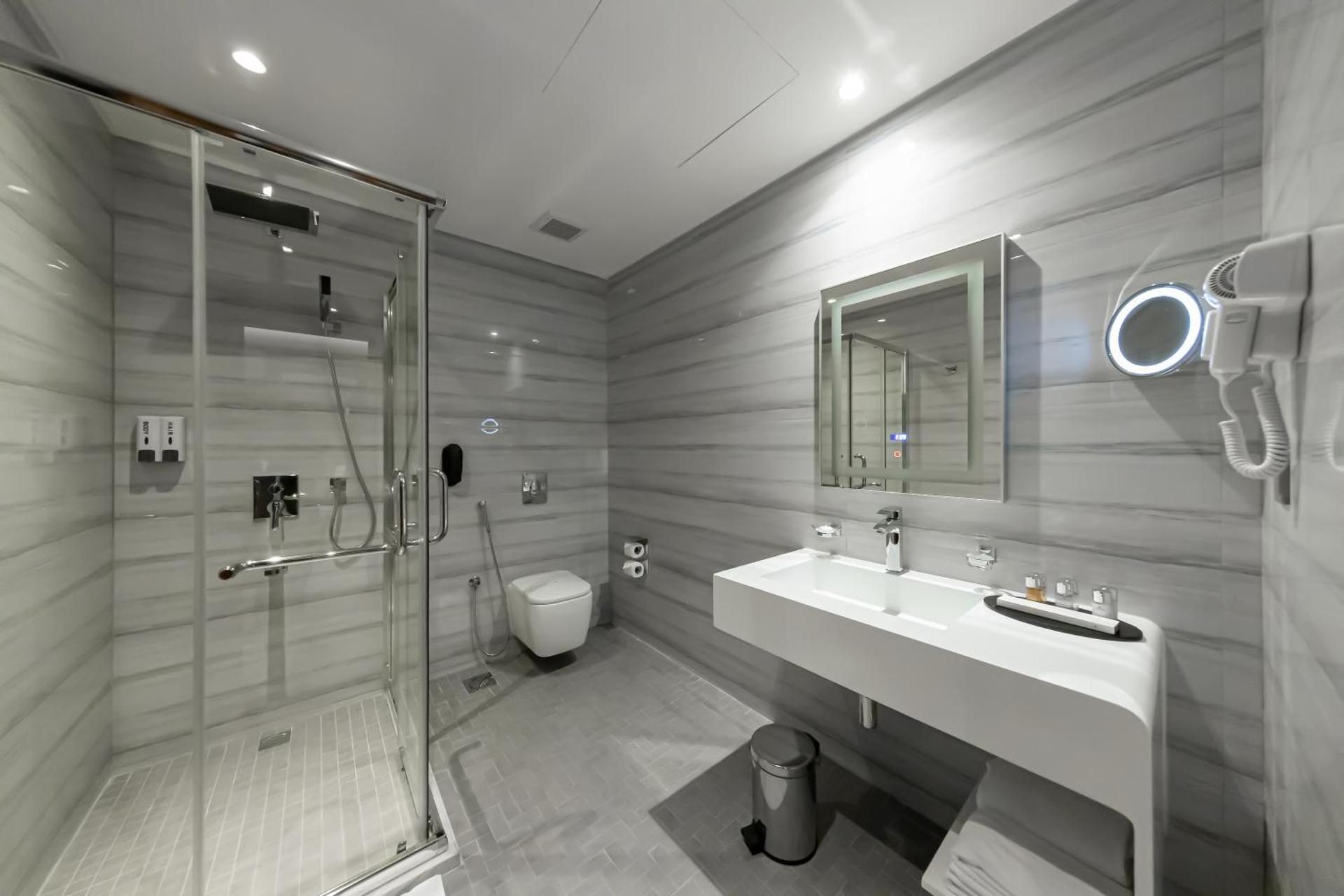 Executive Suite Twin