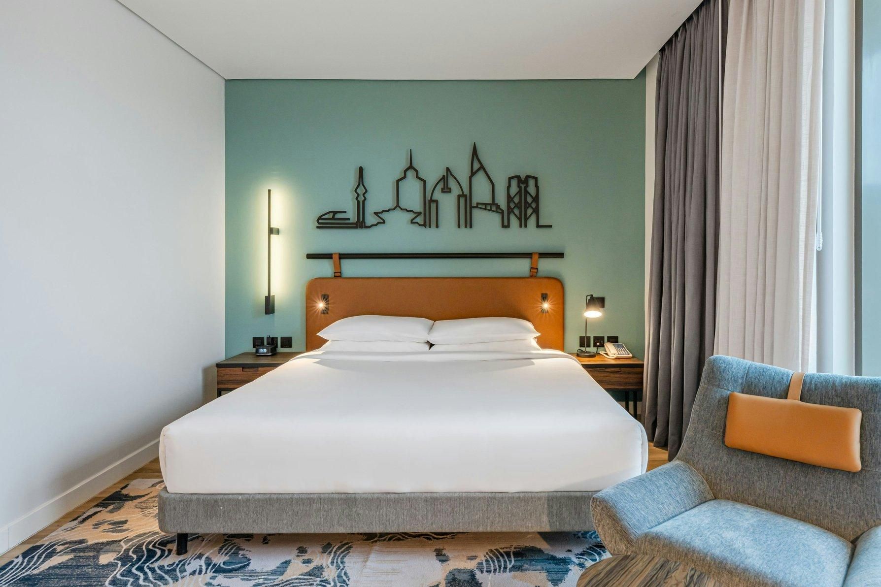 Executive Guest room, 1 King, City view, Balcony