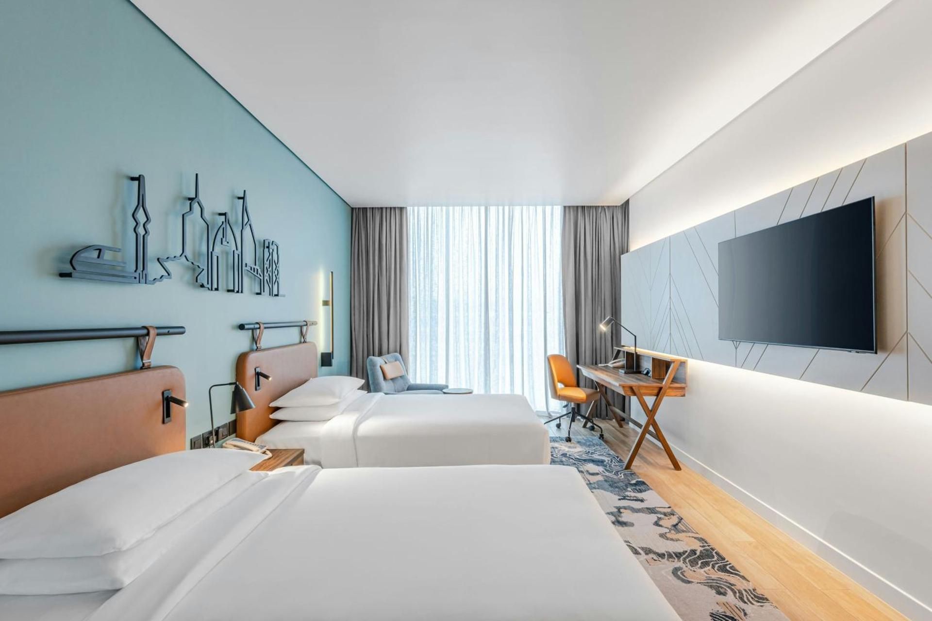 Traditional Twin Room with Atrium View
