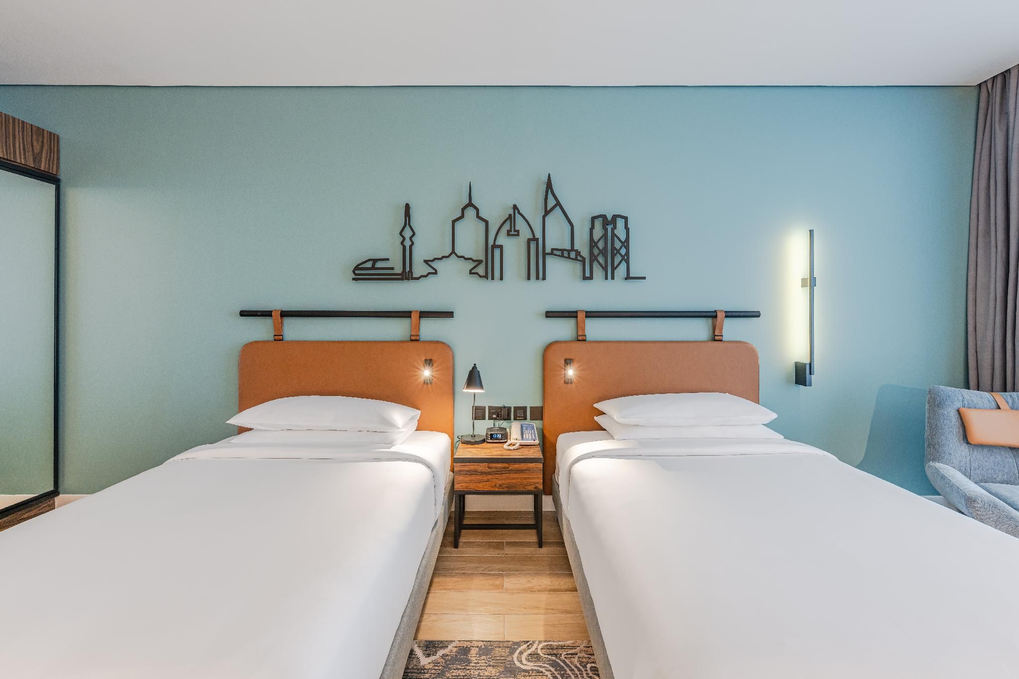 Deluxe, Guest room, 2 Twin, City view