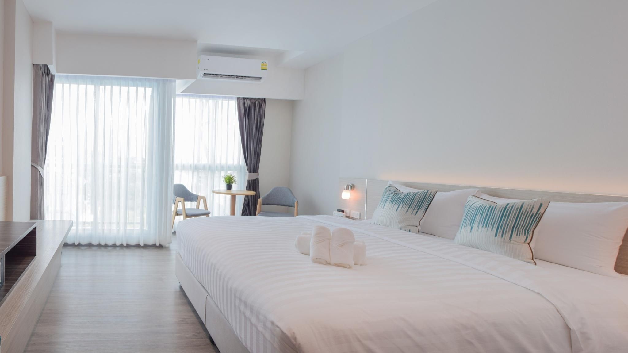 Deluxe Double Room with Balcony