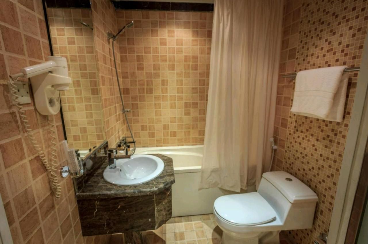 One Bedroom Apartment