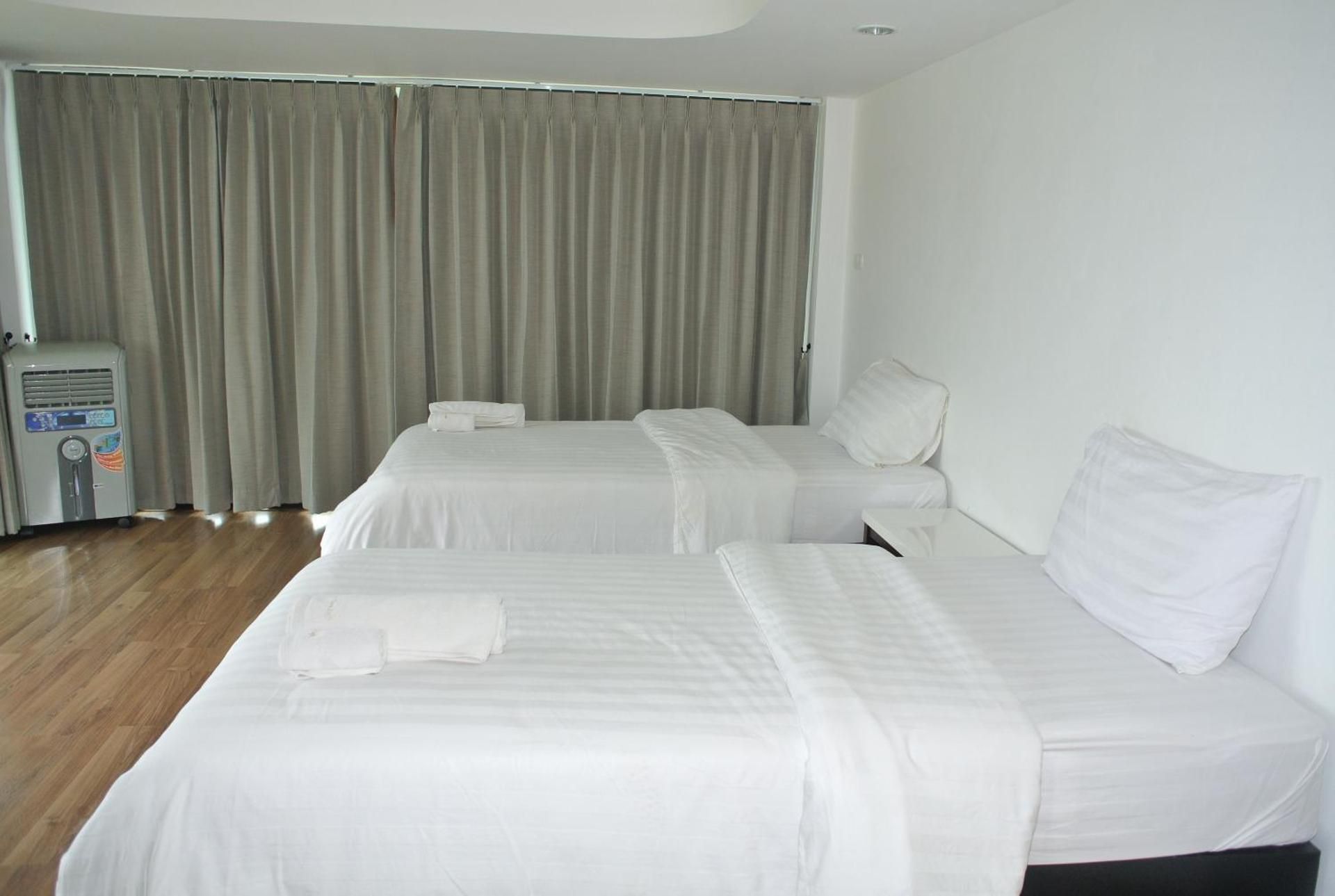 Twin Room with Balcony
