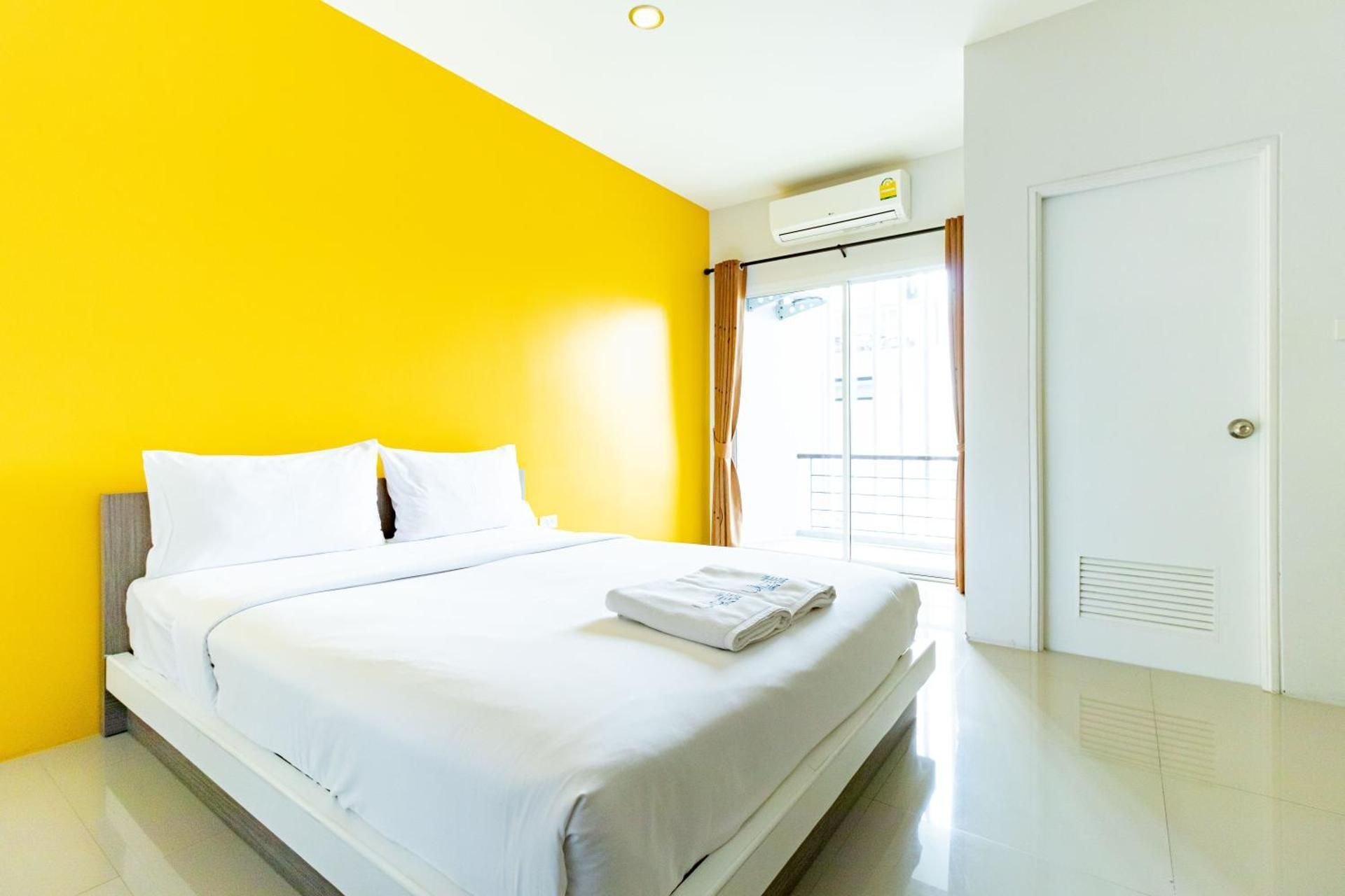Double Bed