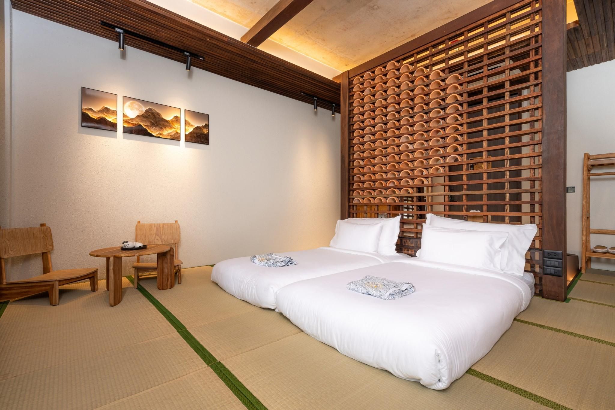 Hoshi Superior Room - Twin Beds