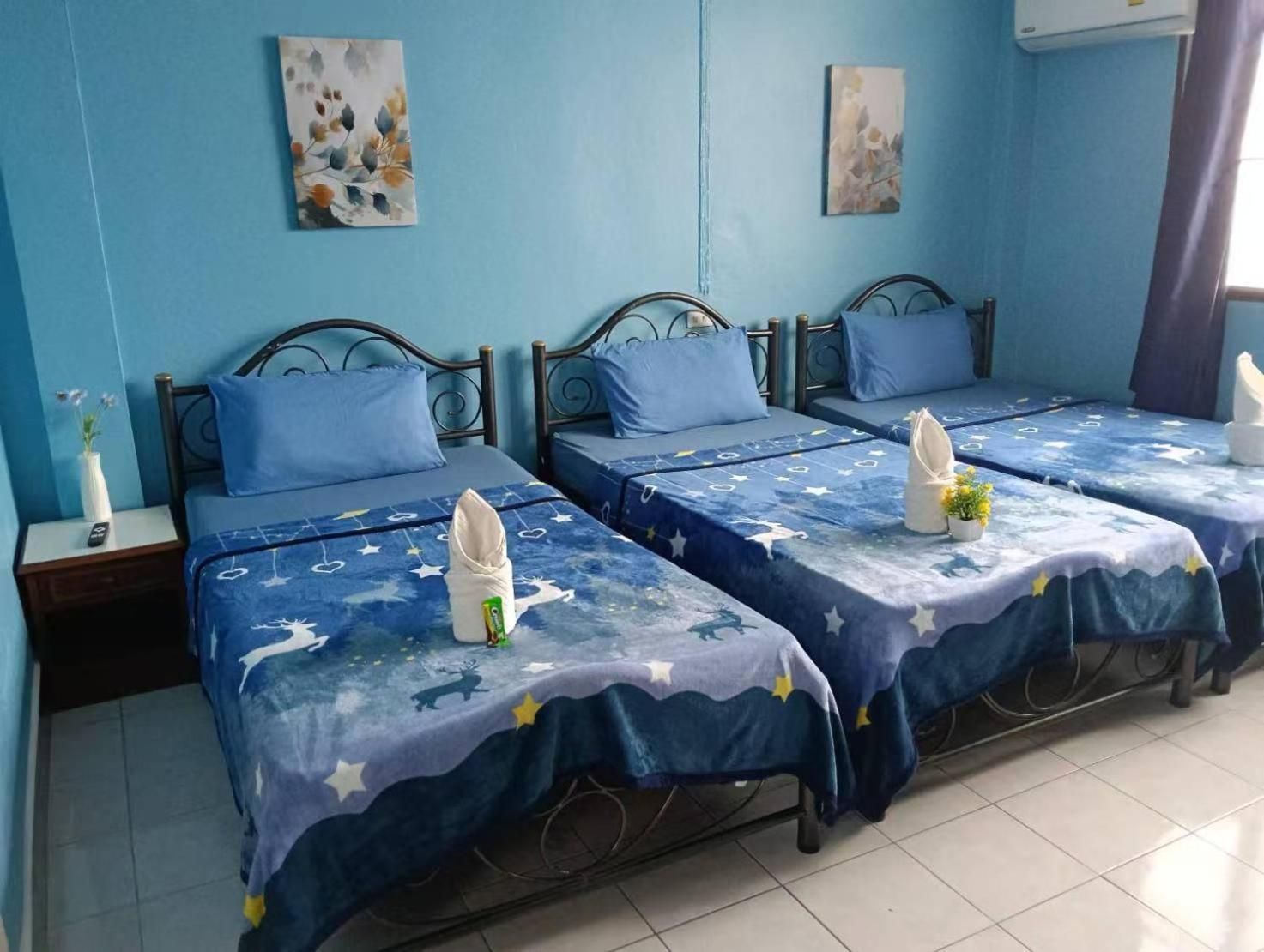 Comfort Triple Room