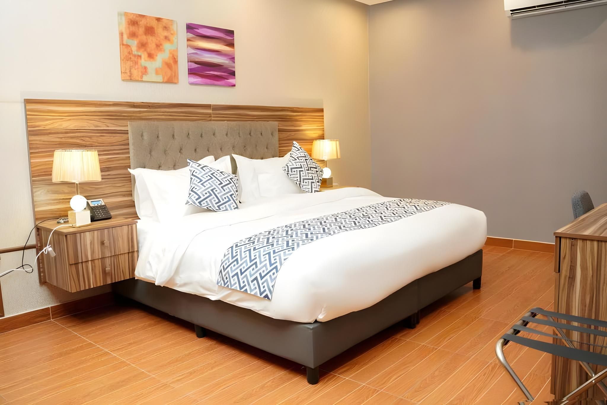 One Bedroom Apartment