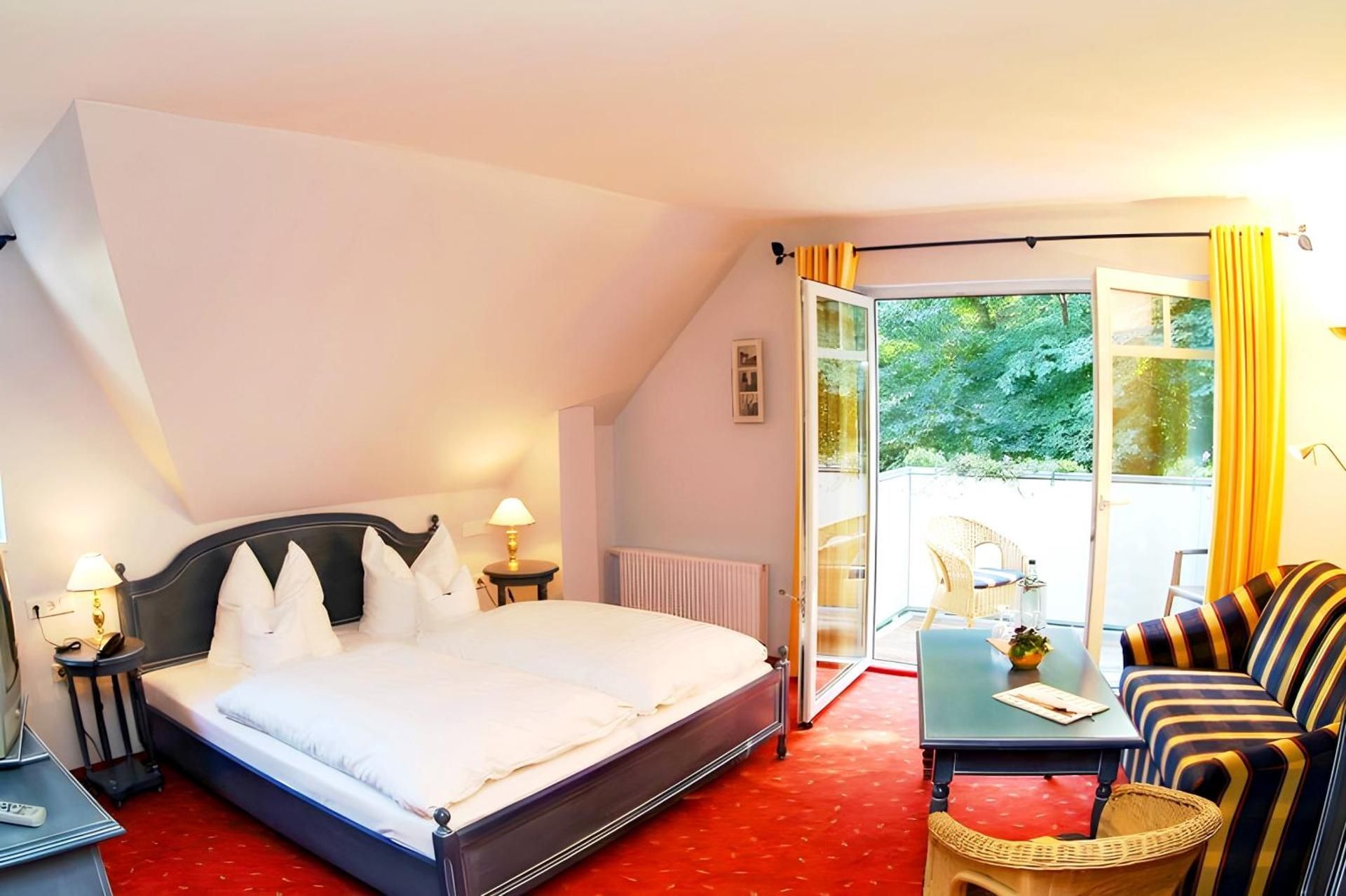 Triple Room with Balcony