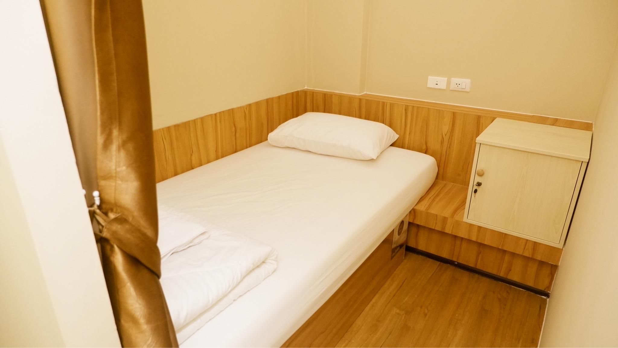 Bed in Mixed Dormitory