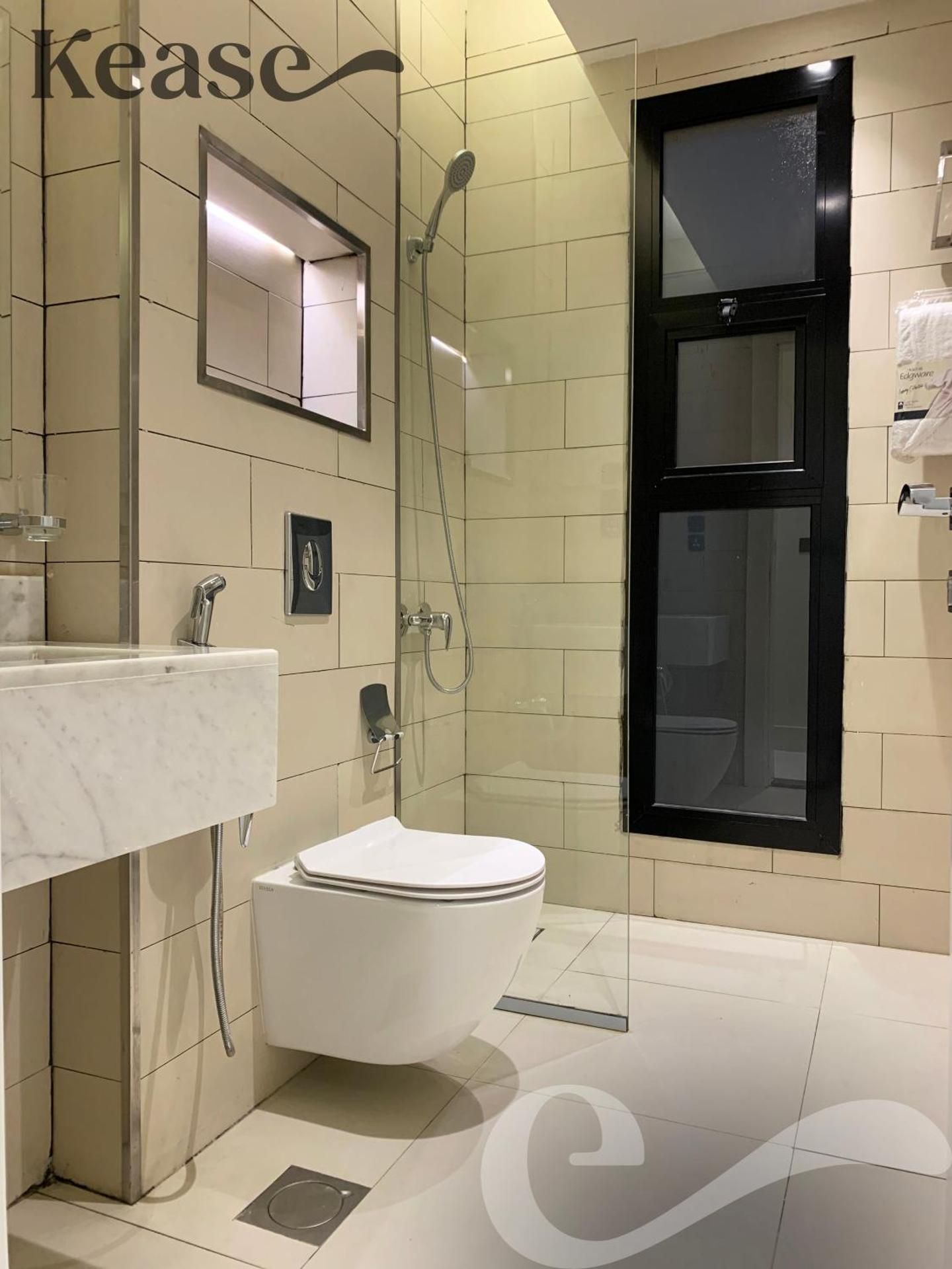 Three-Bedroom Premium Apartment with Balcony