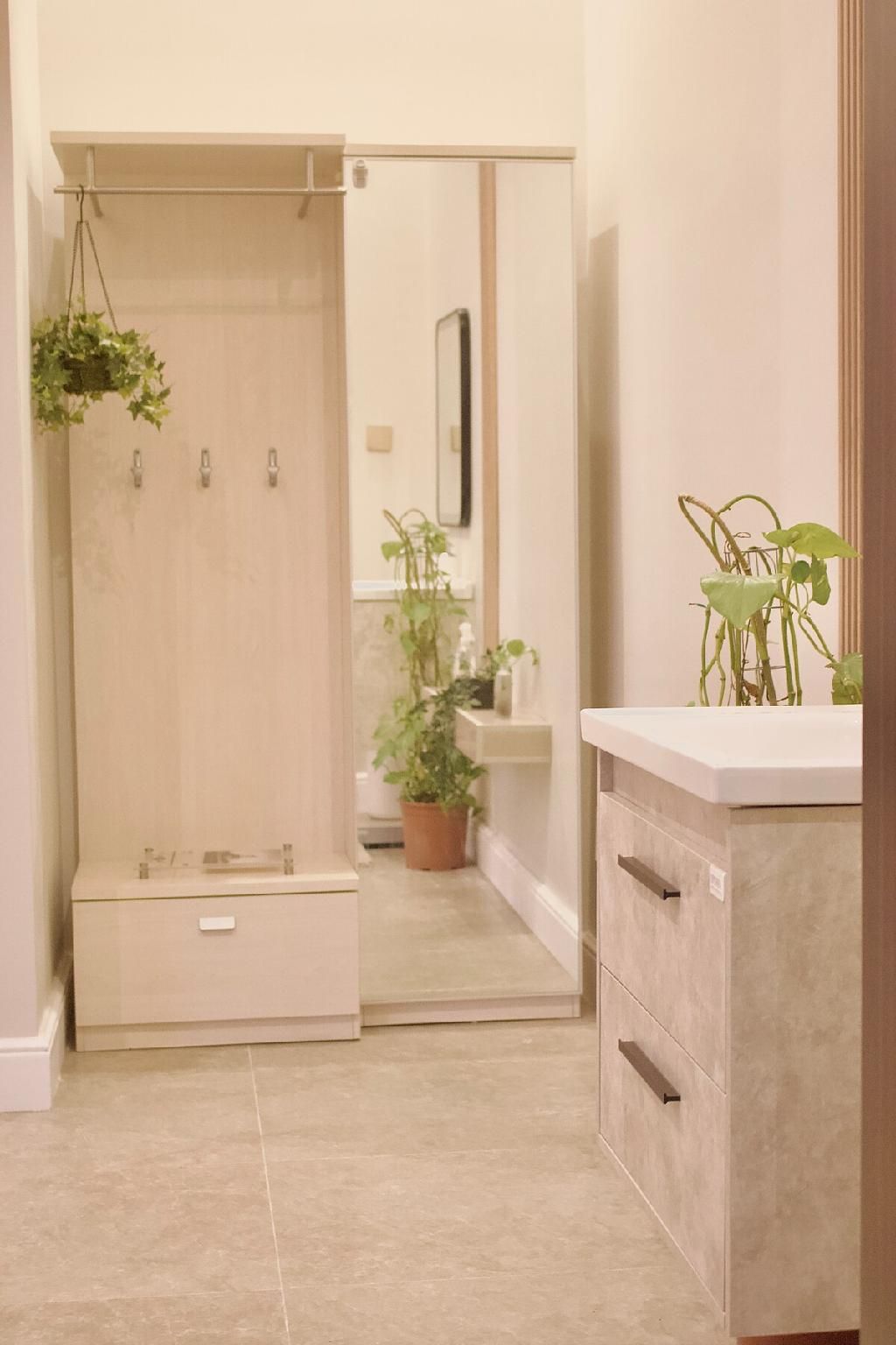 1e8bc1025e4bb0e43f5b504f99608978