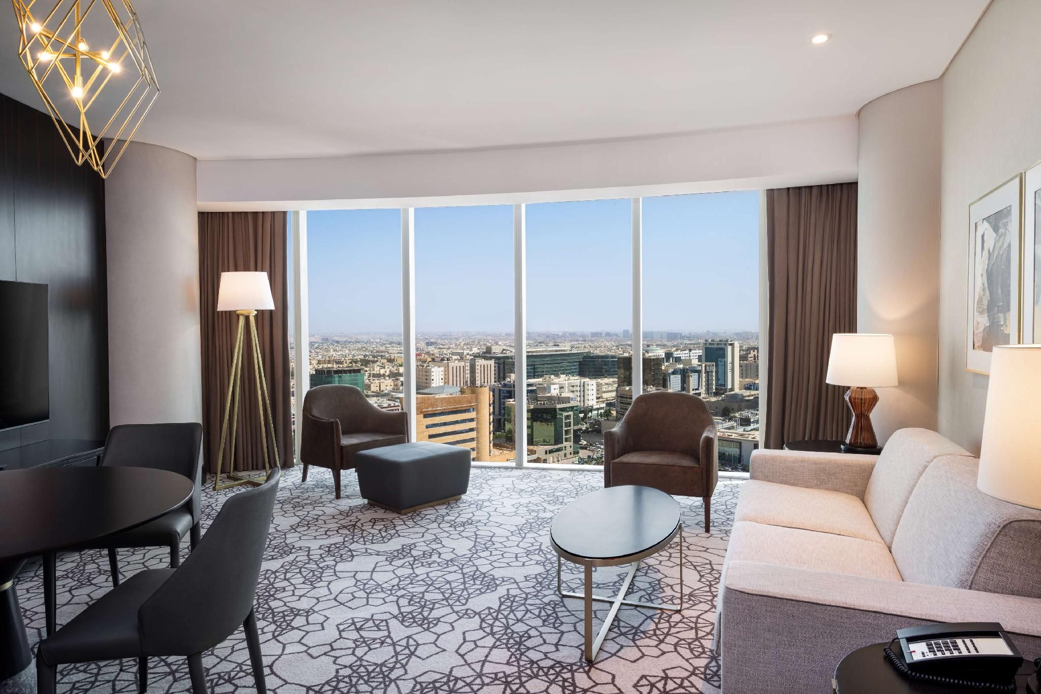 KING ONE BEDROOM SUITE