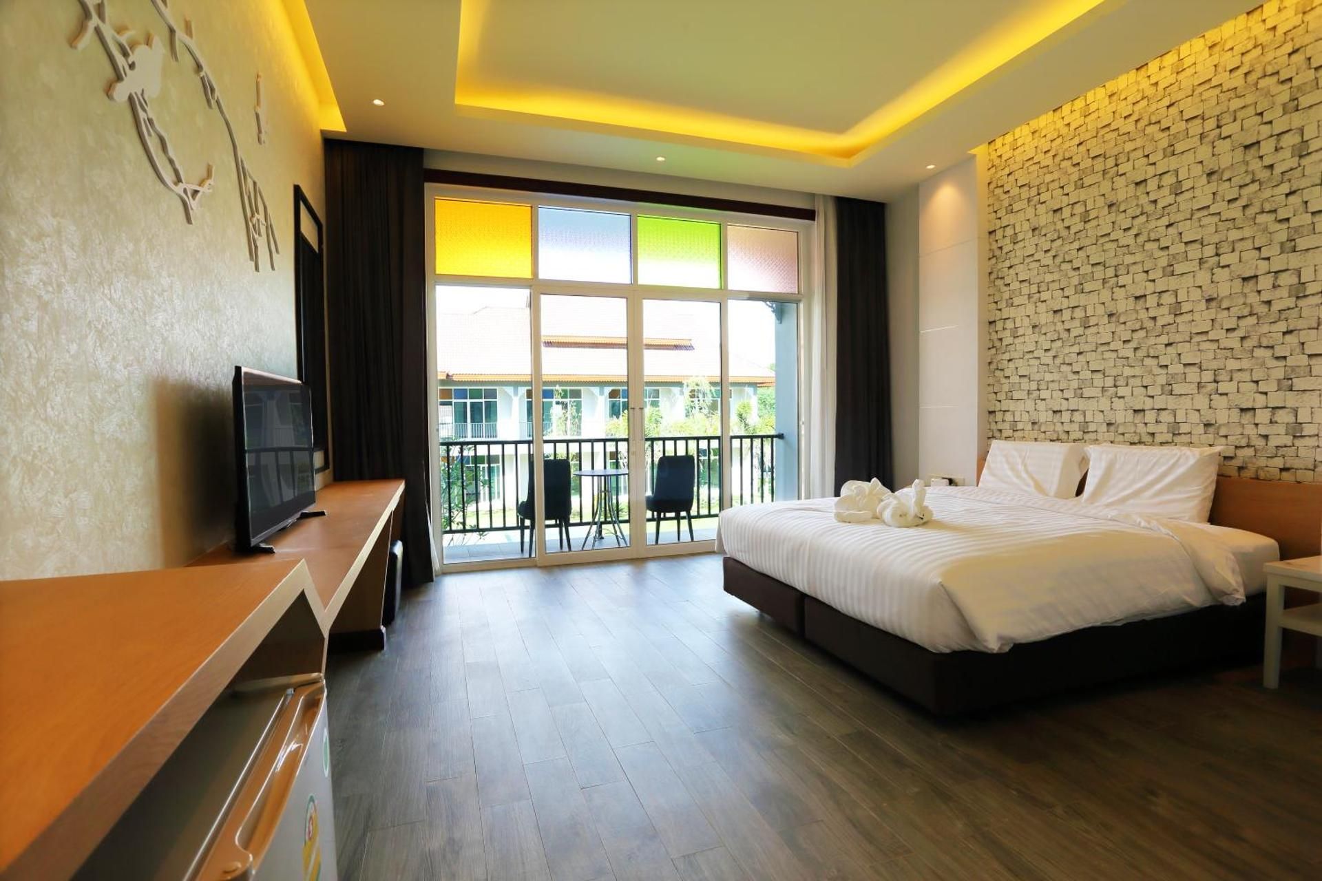 Deluxe Double Room without Bathtub