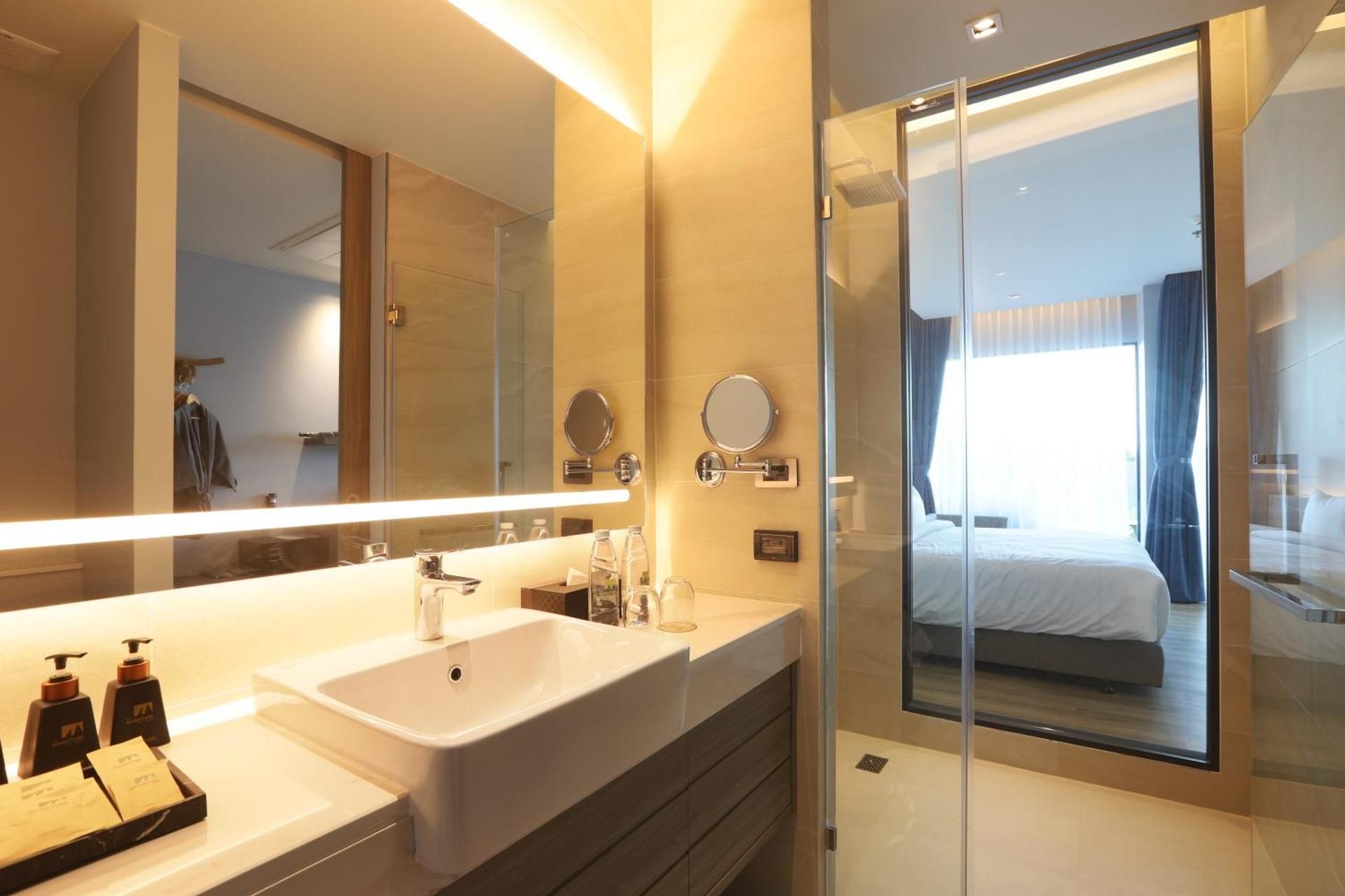 Junior Suite Room