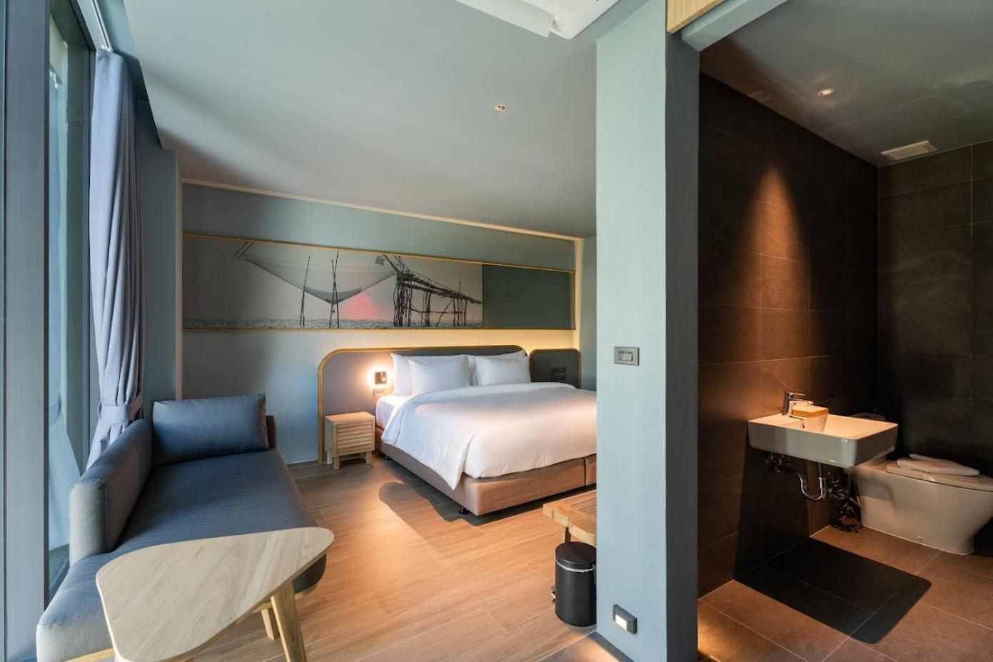 Universal Room