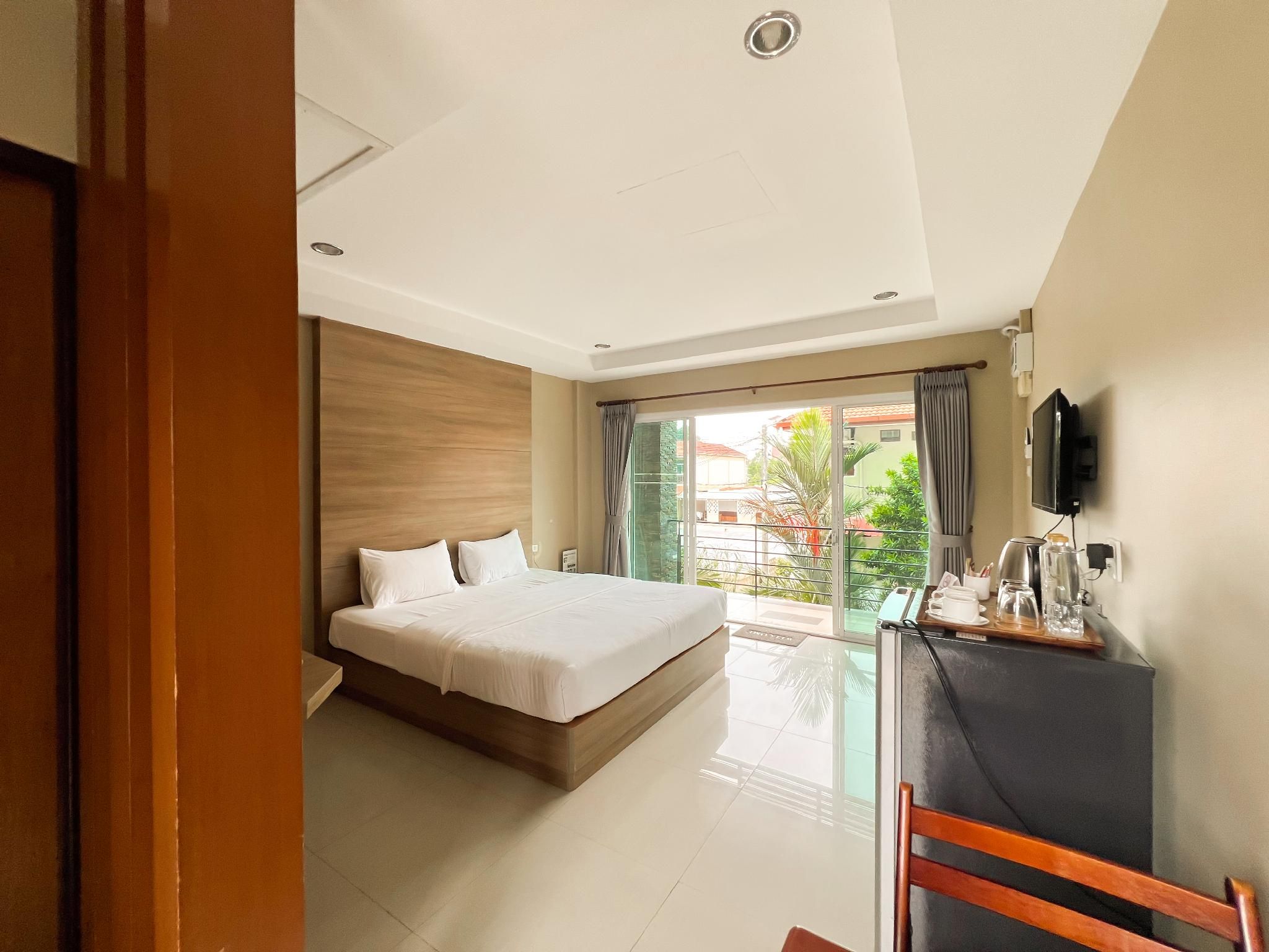Superior Balcony