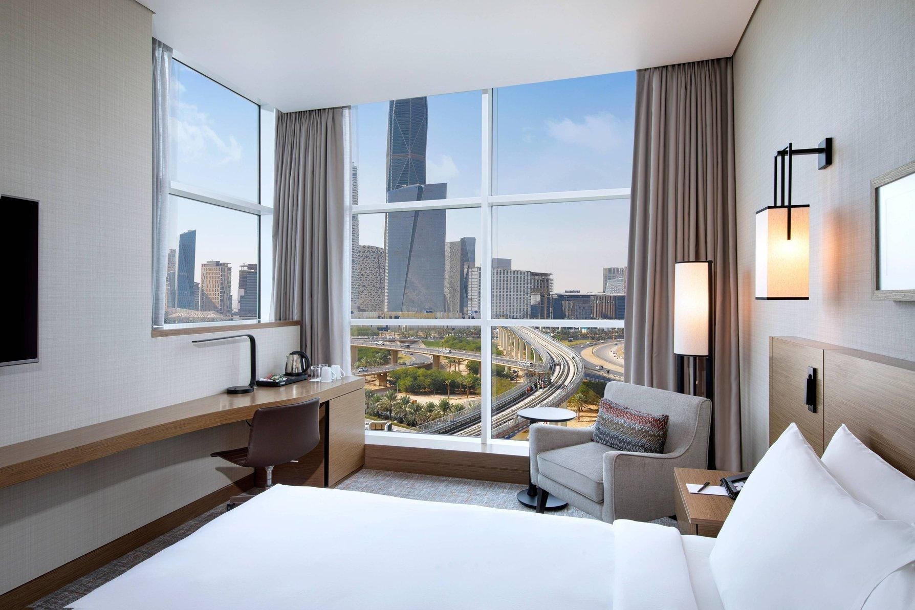 Superior, Guest room, 1 King, City view 