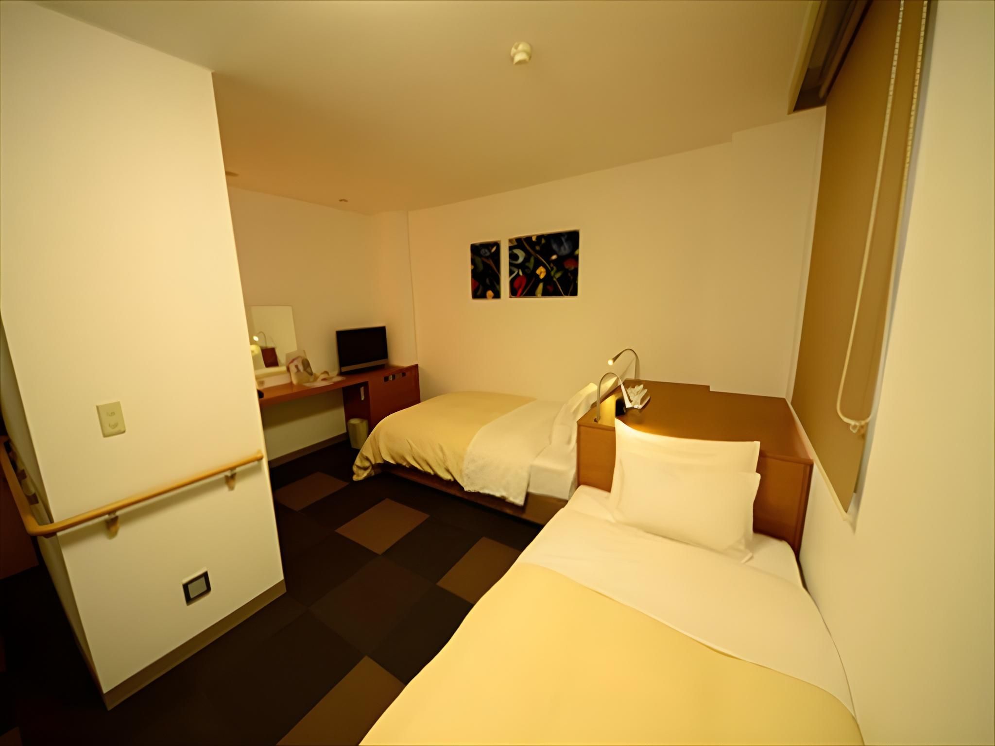 Barrier Free Room - Accessible
