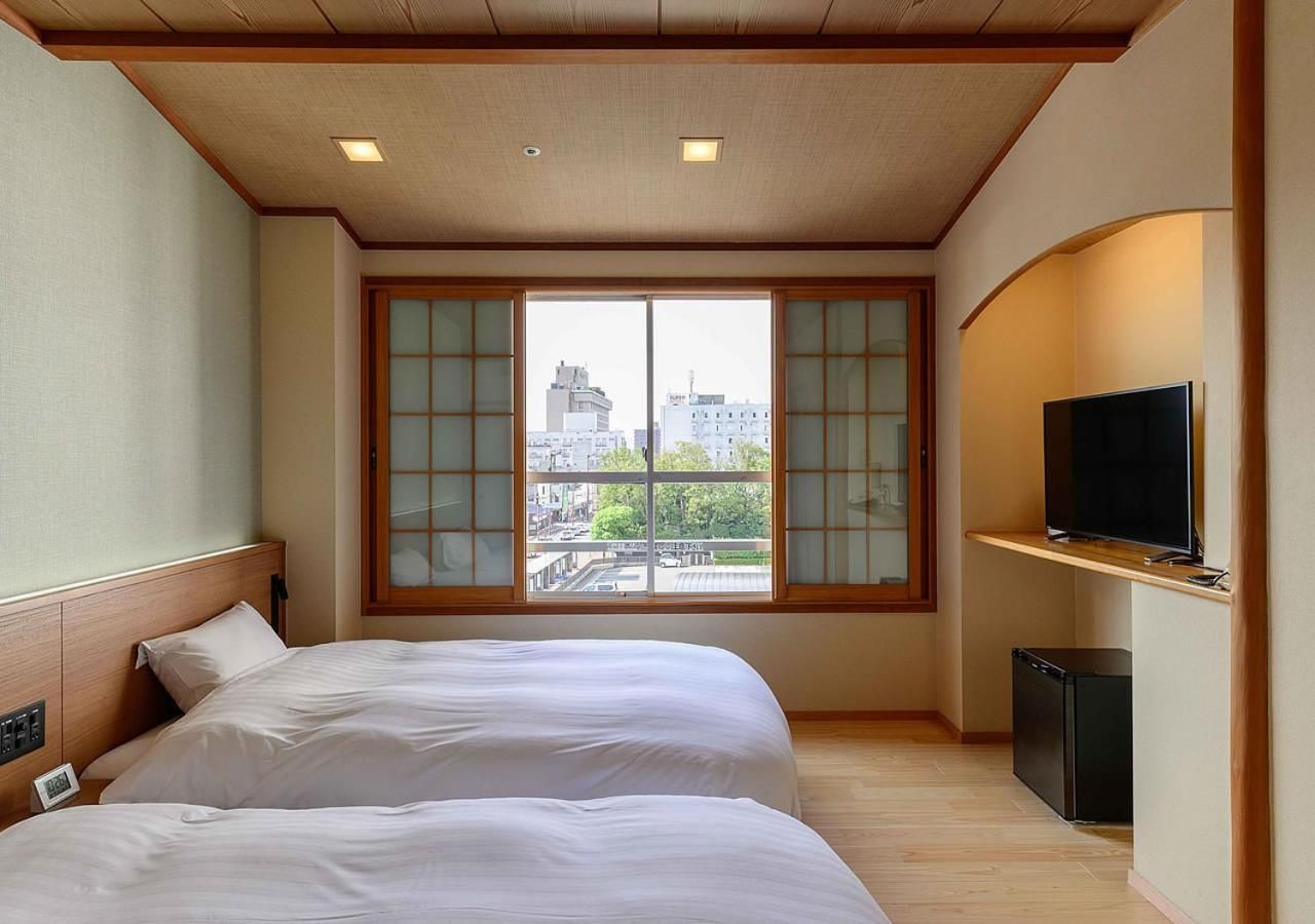 Japanese-Style Quadruple Room