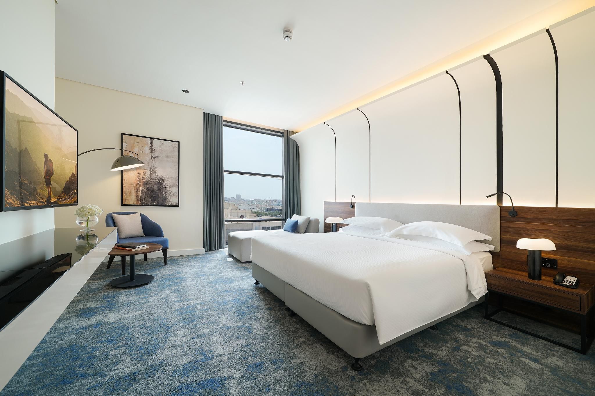 Spacious Room - King Bed