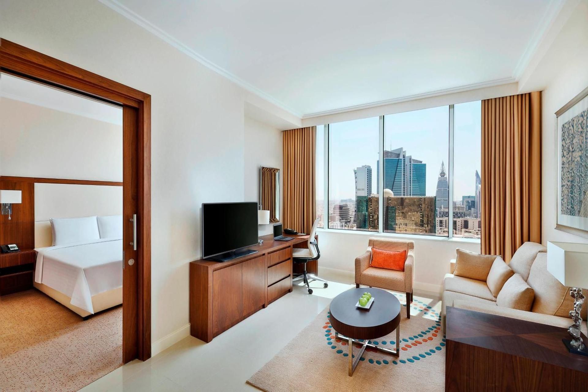 1 Bedroom Junior Suite, 1 King, Sofa bed 