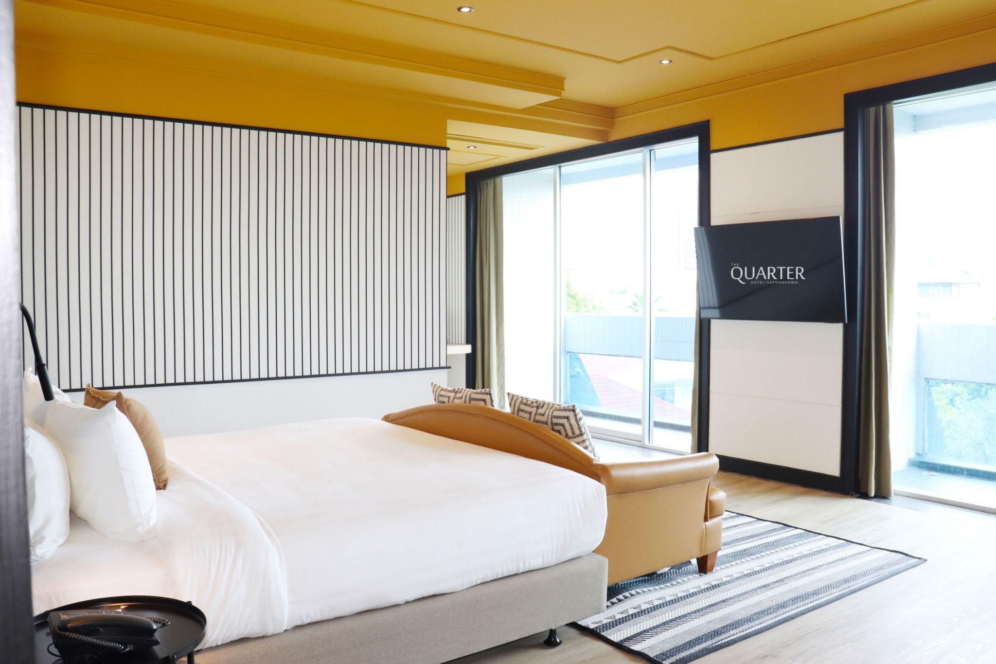 Premium Suite with Bathtub