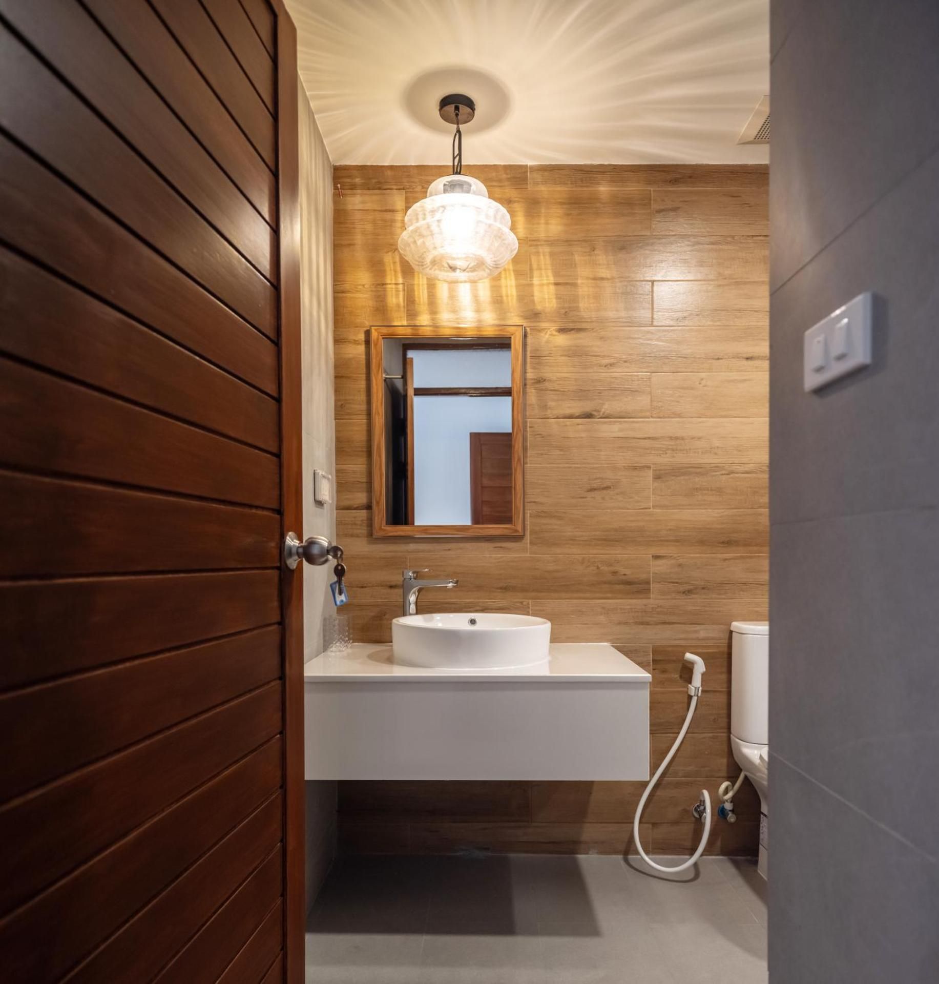 Apartment - Split Level