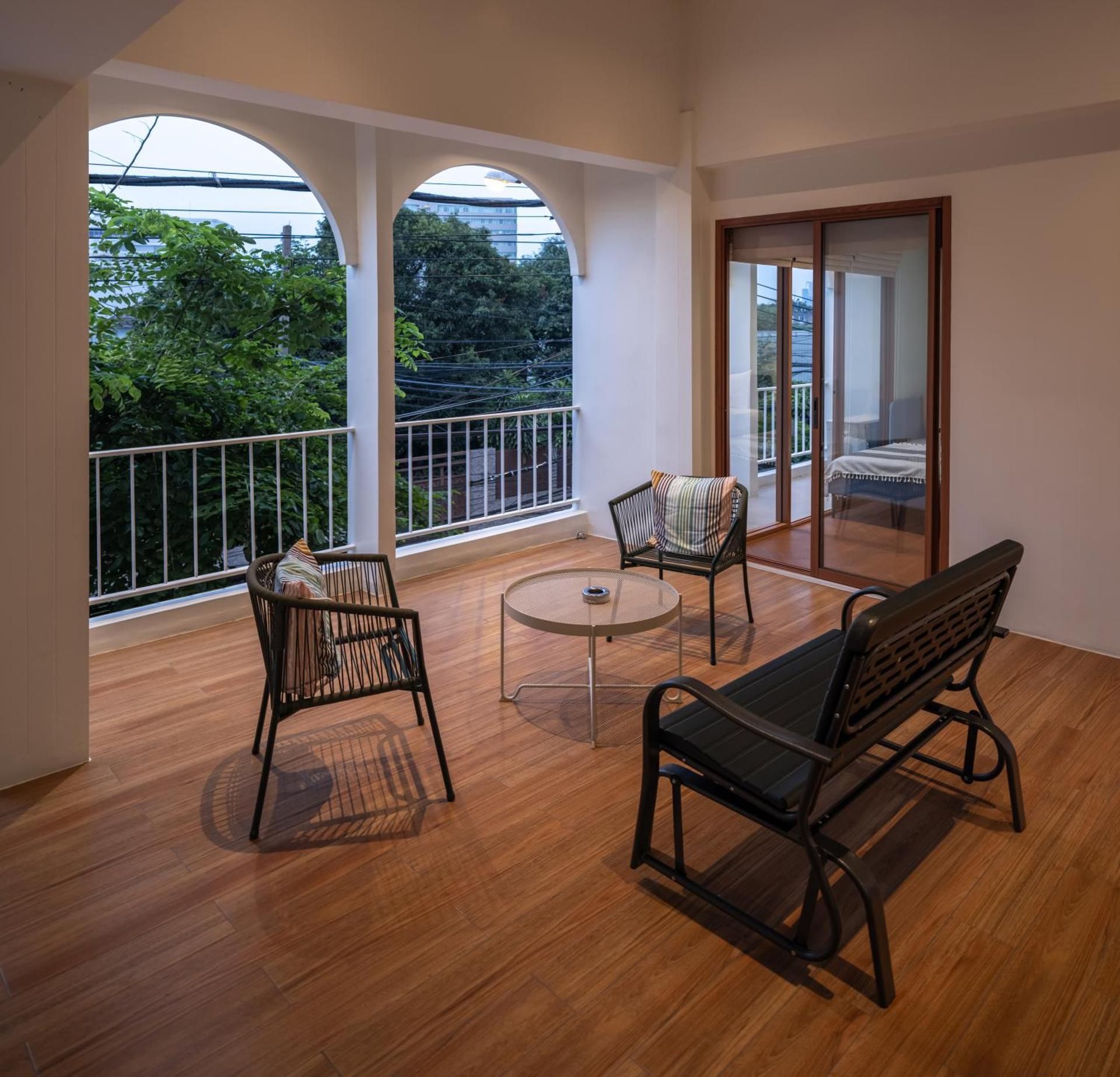 Apartment with Terrace