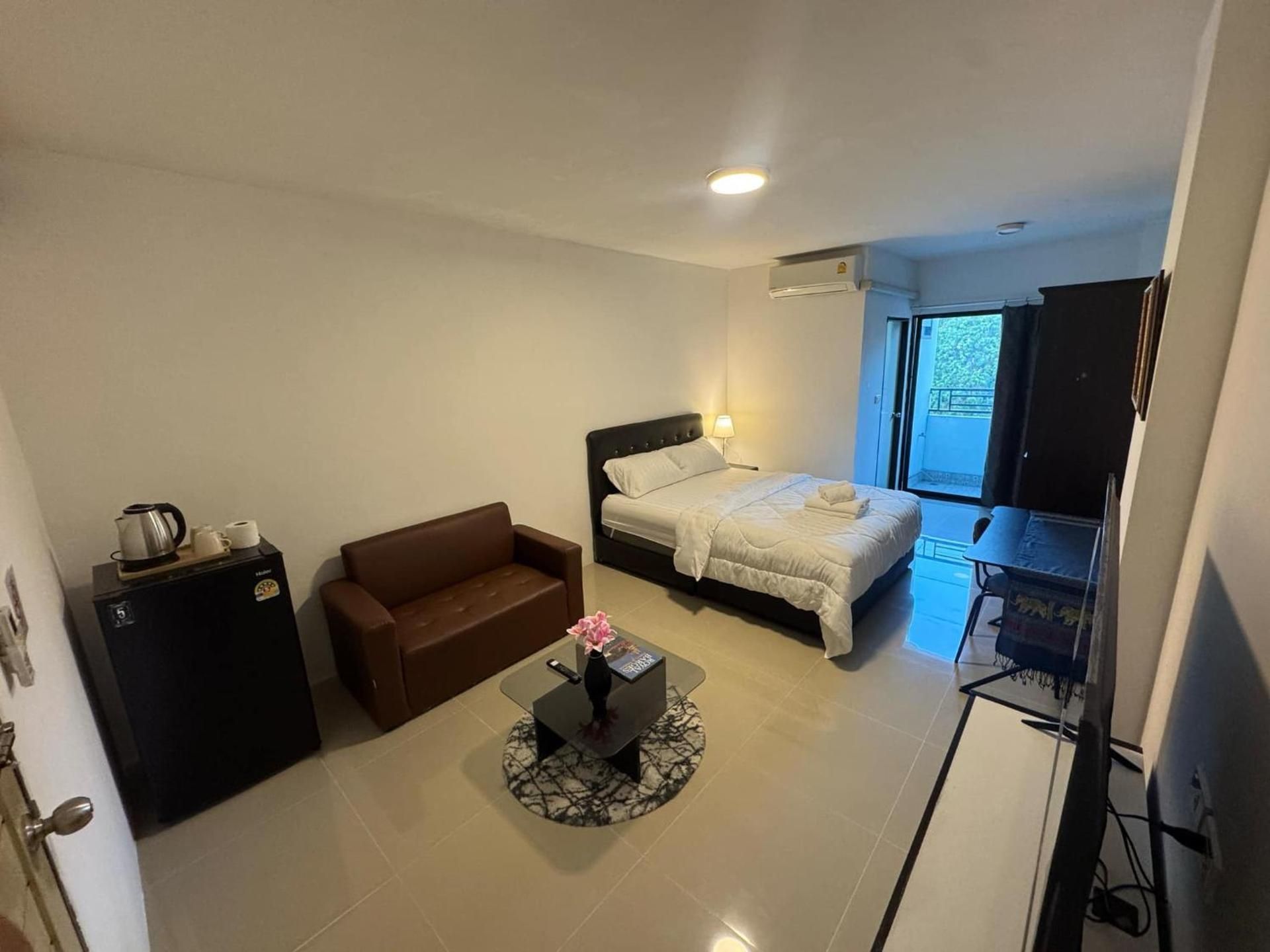 Double Room with Private Bathroom