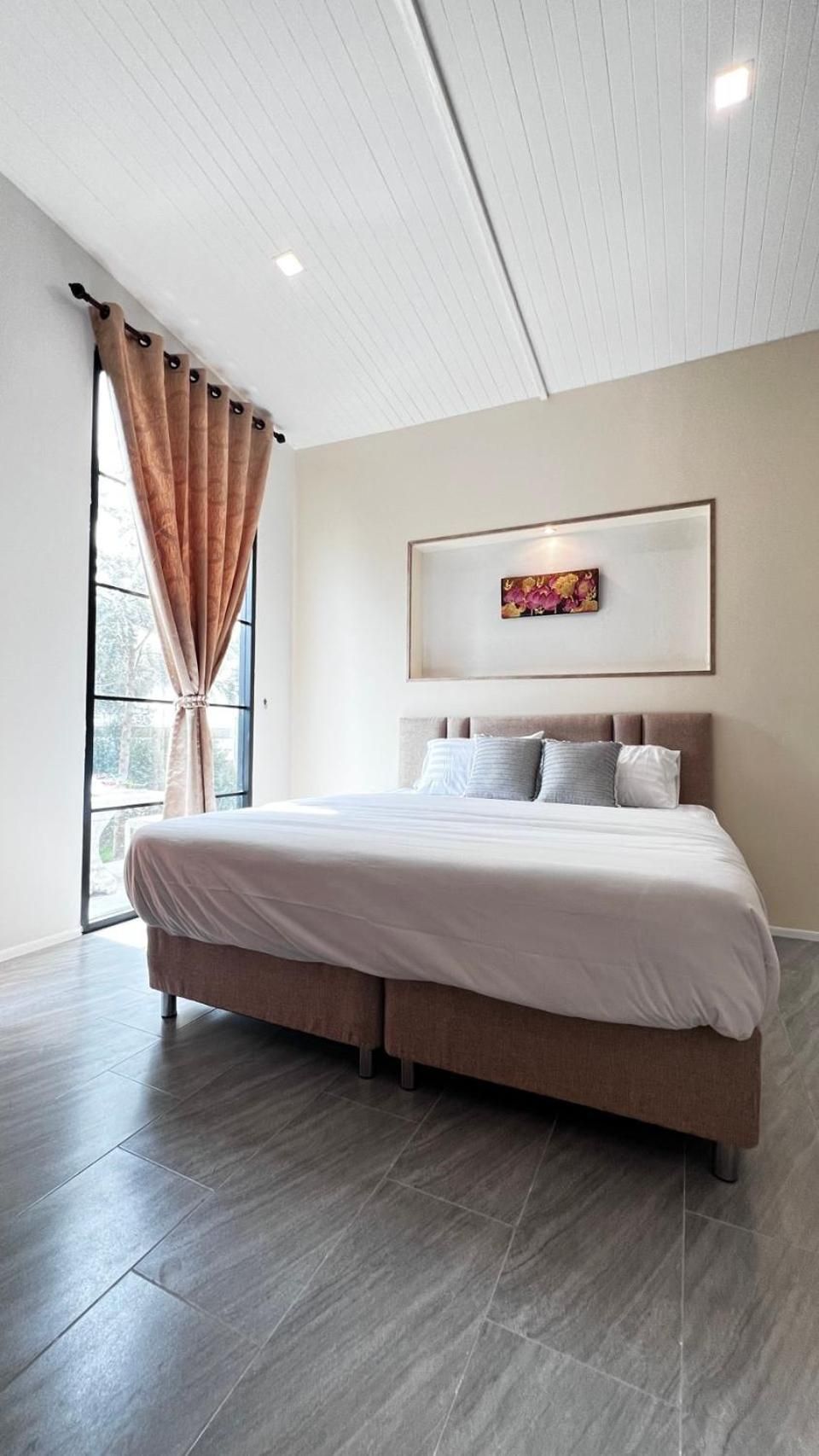 One-Bedroom Chalet