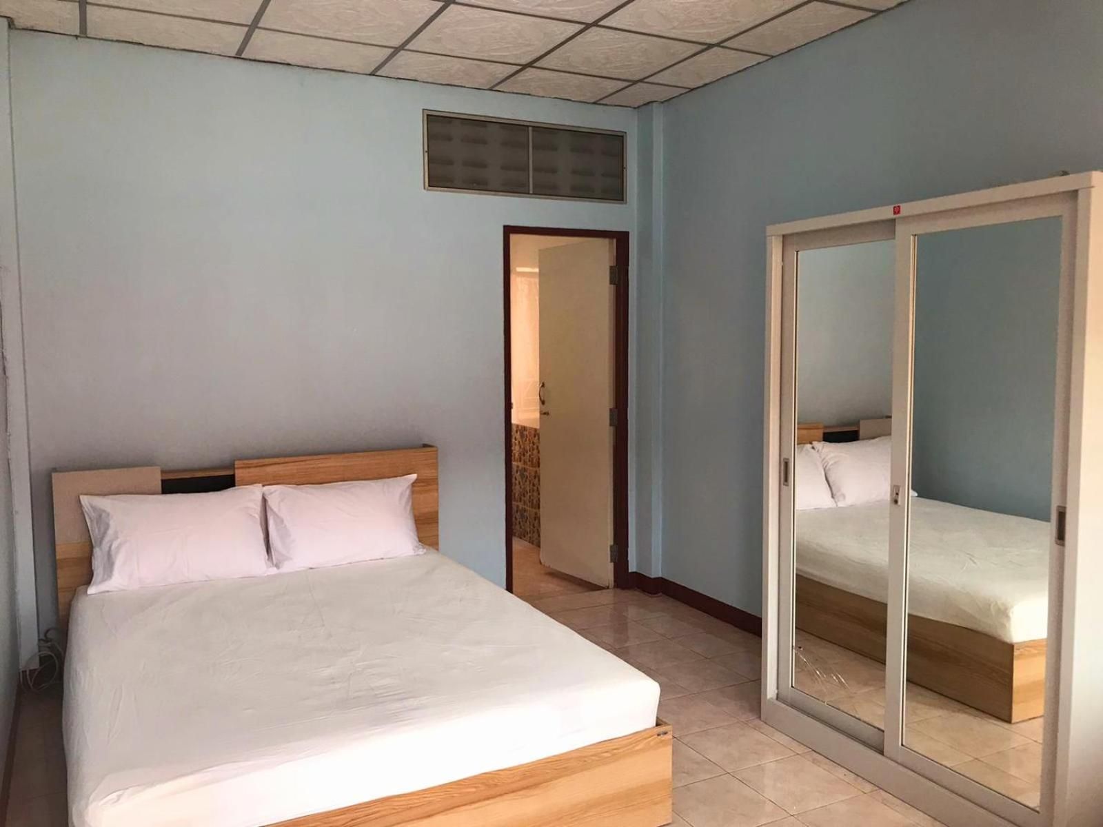 Budget Single Room