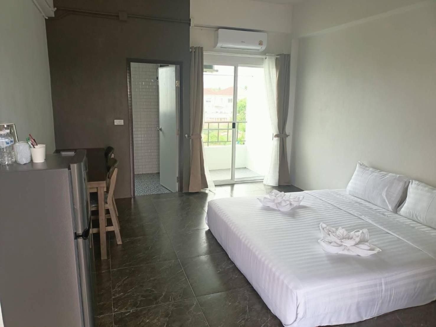 Double Room with Lake View
