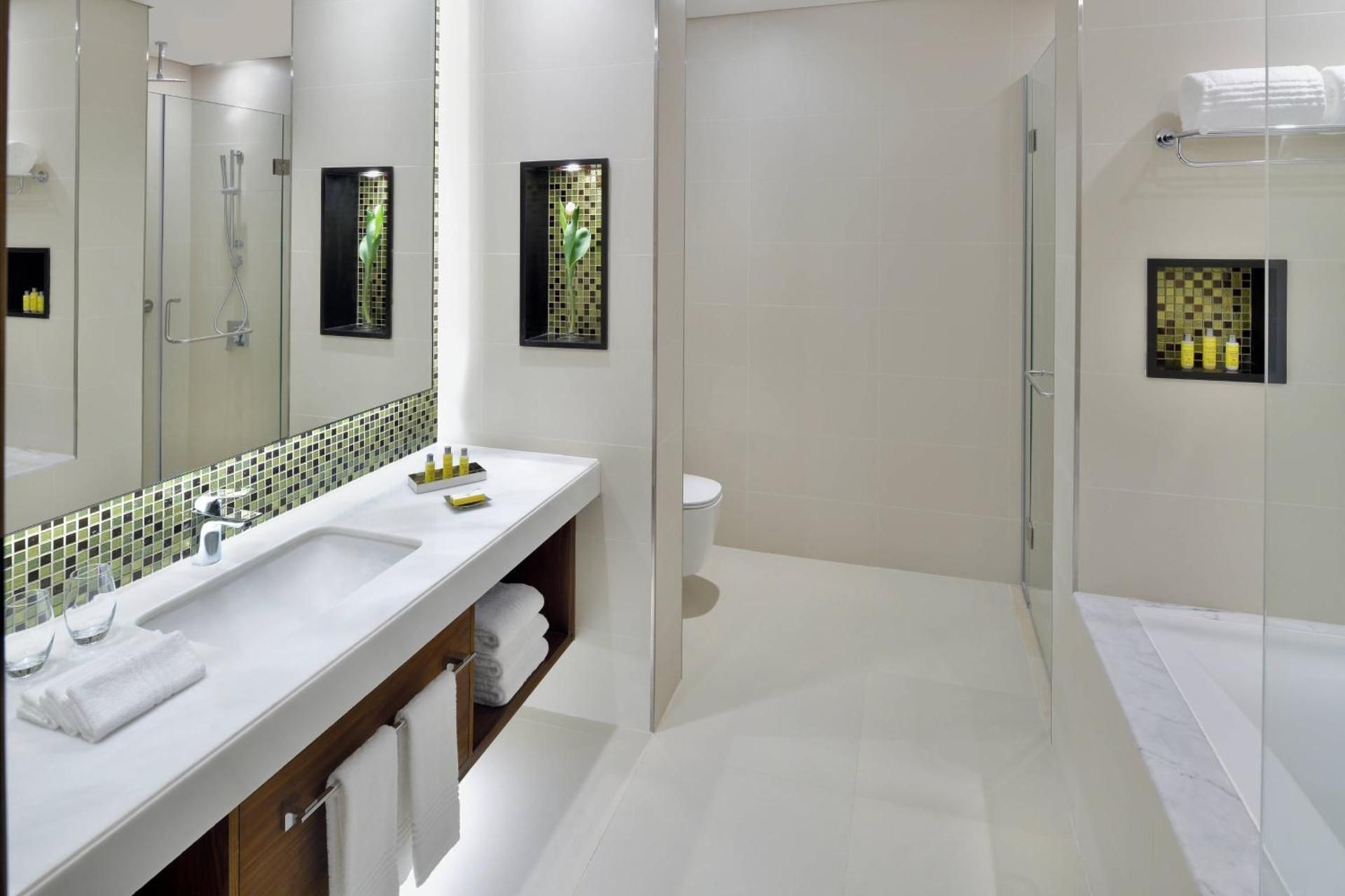 Diplomatic Suite, Concierge lounge access, 2 Bedroom Suite