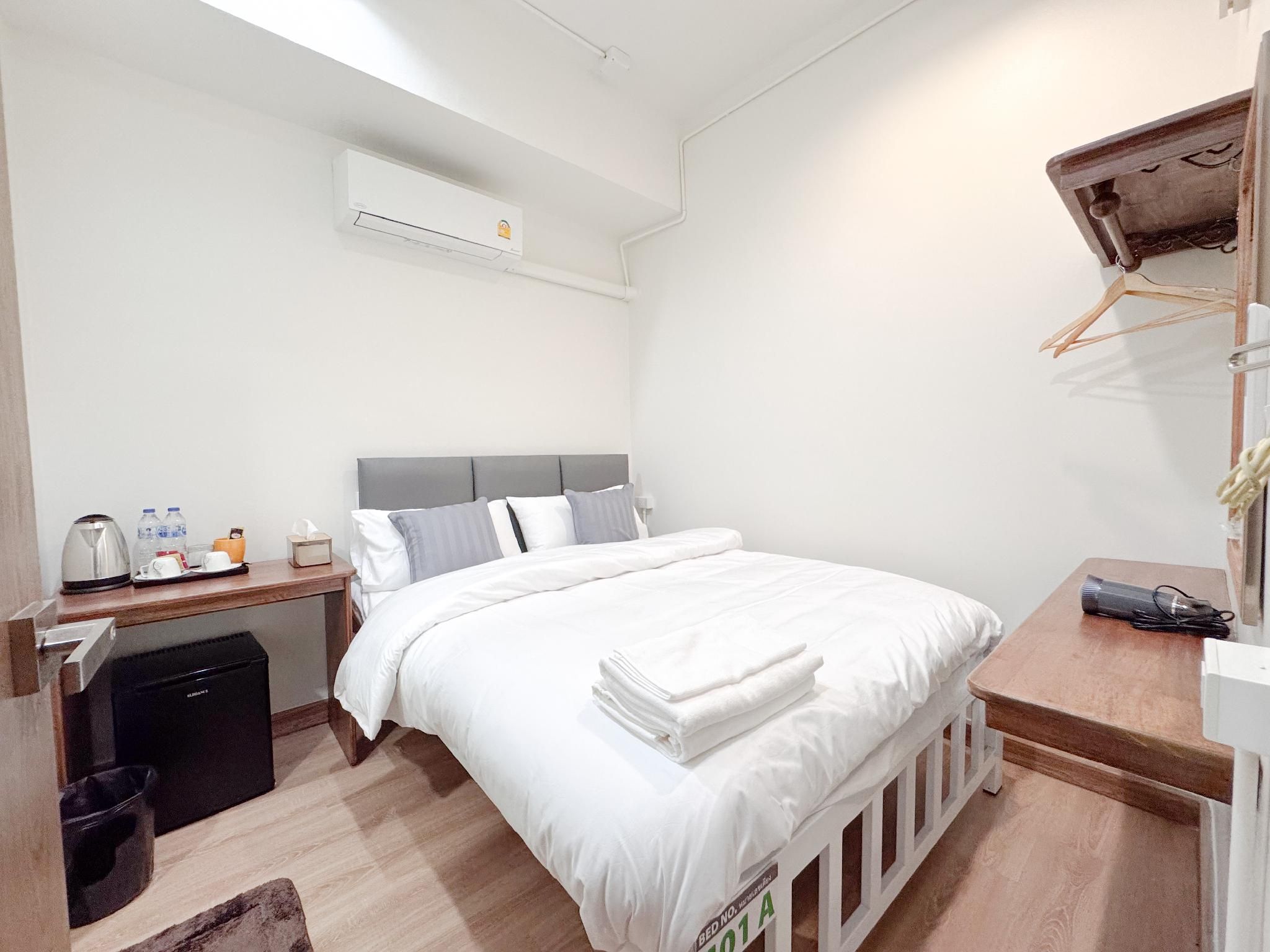 Superior Queen Bed