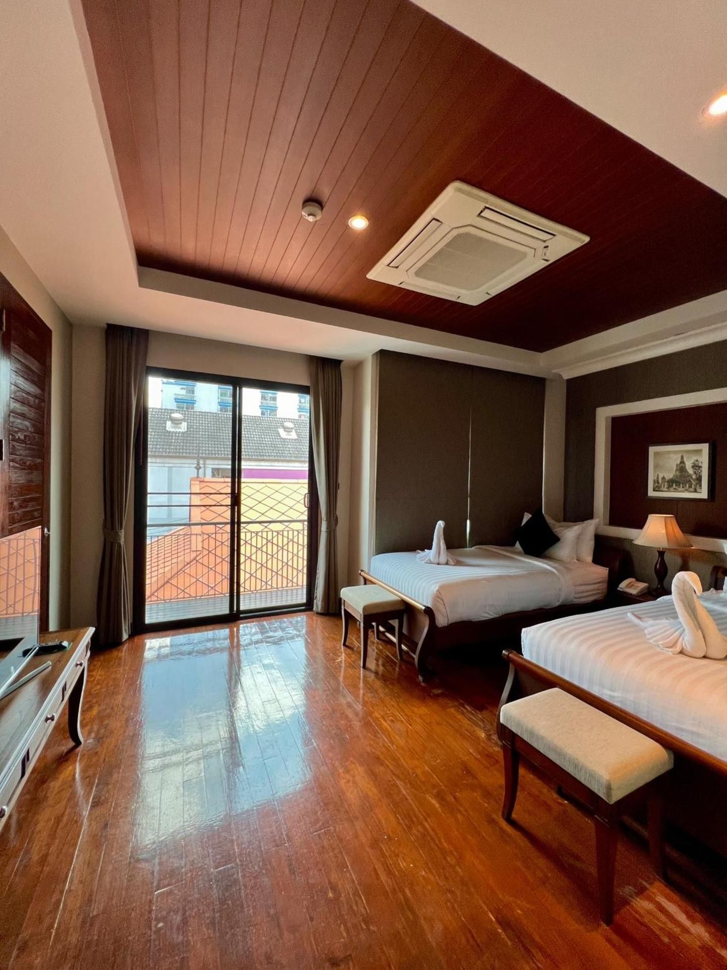 Small Twin Room