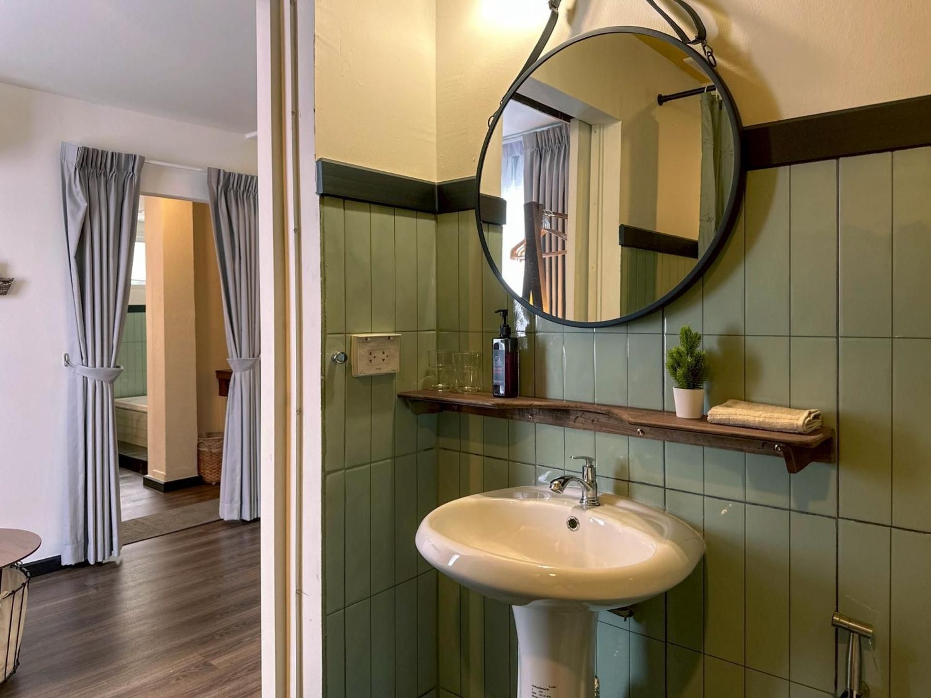 Triple Room with Bath
