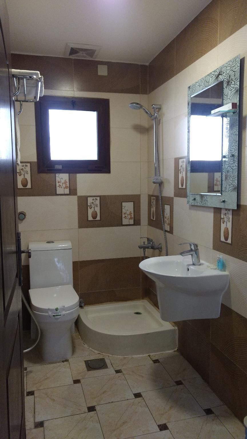 Morjan Chalets Families Only Family room: two bedrooms interconnecting 3