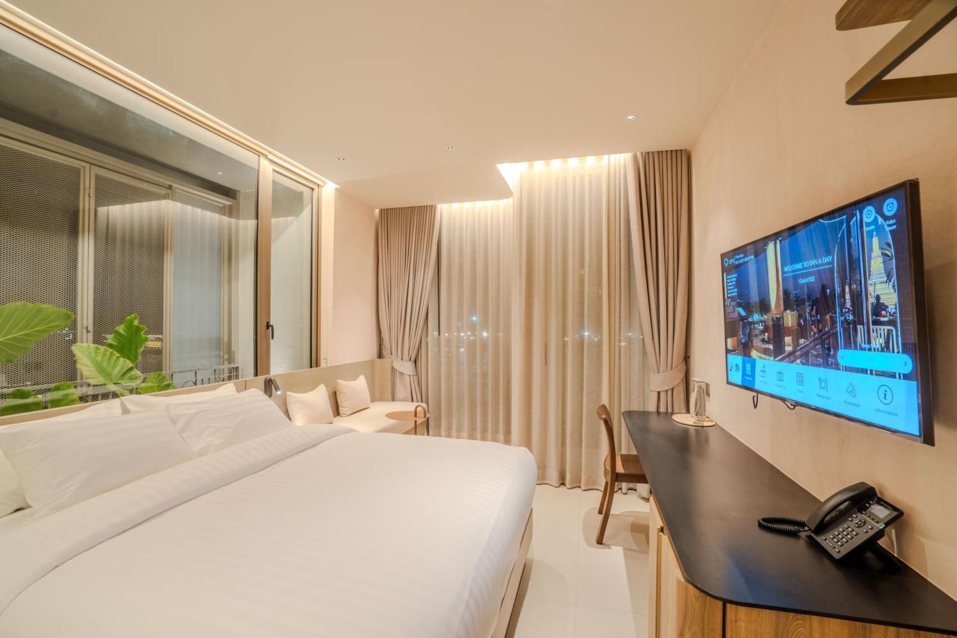 Deluxe Double Room with Sea View