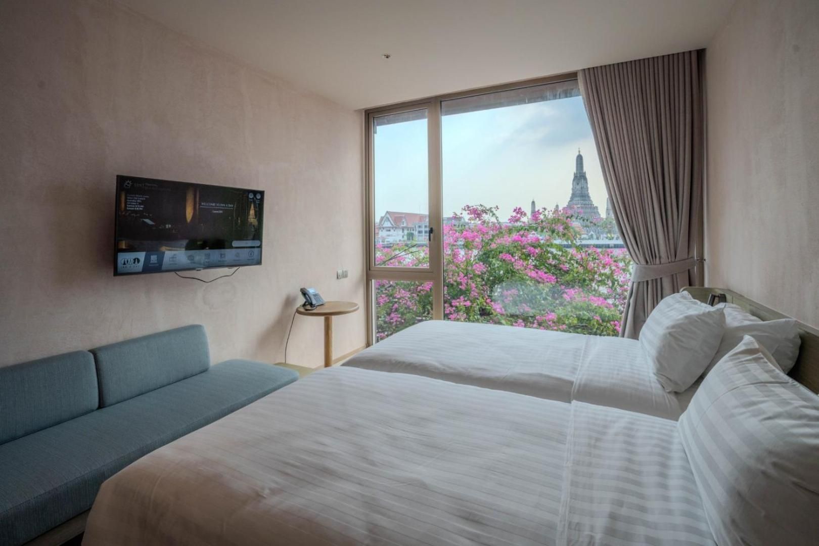 Deluxe Double or Twin Room with River View