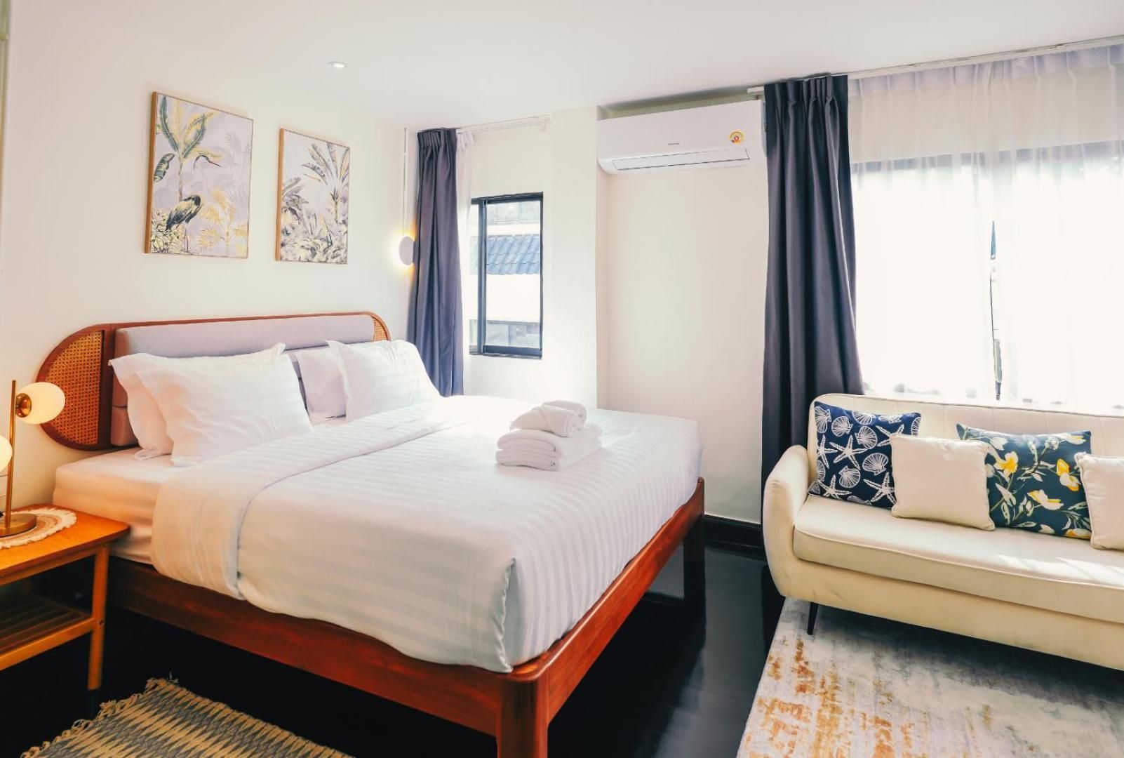 Superior King Room