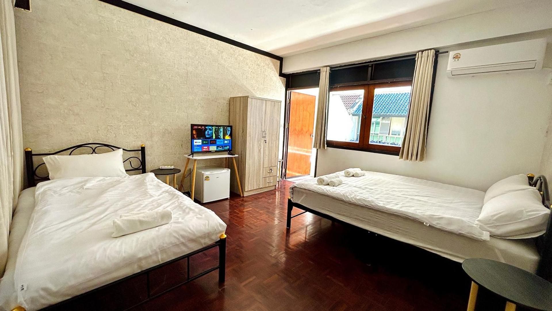 Triple Room with Balcony