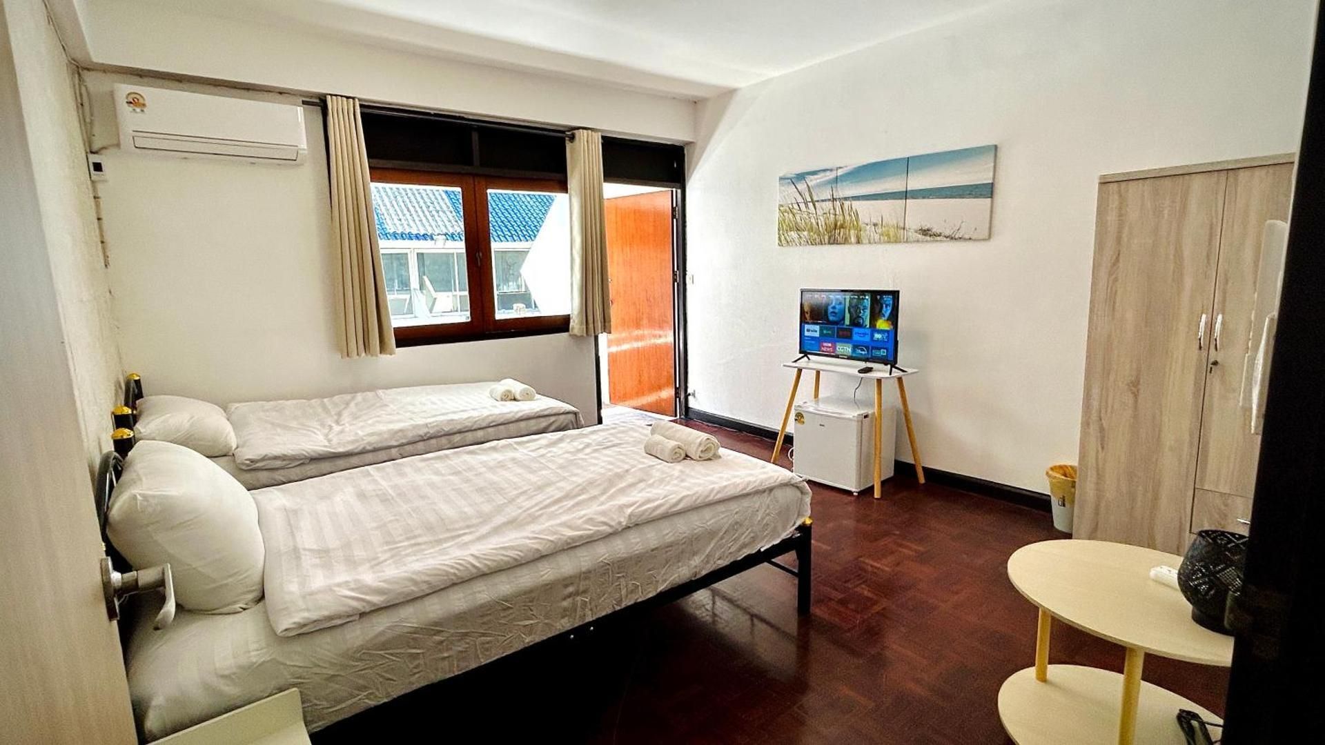 Twin Room with Balcony